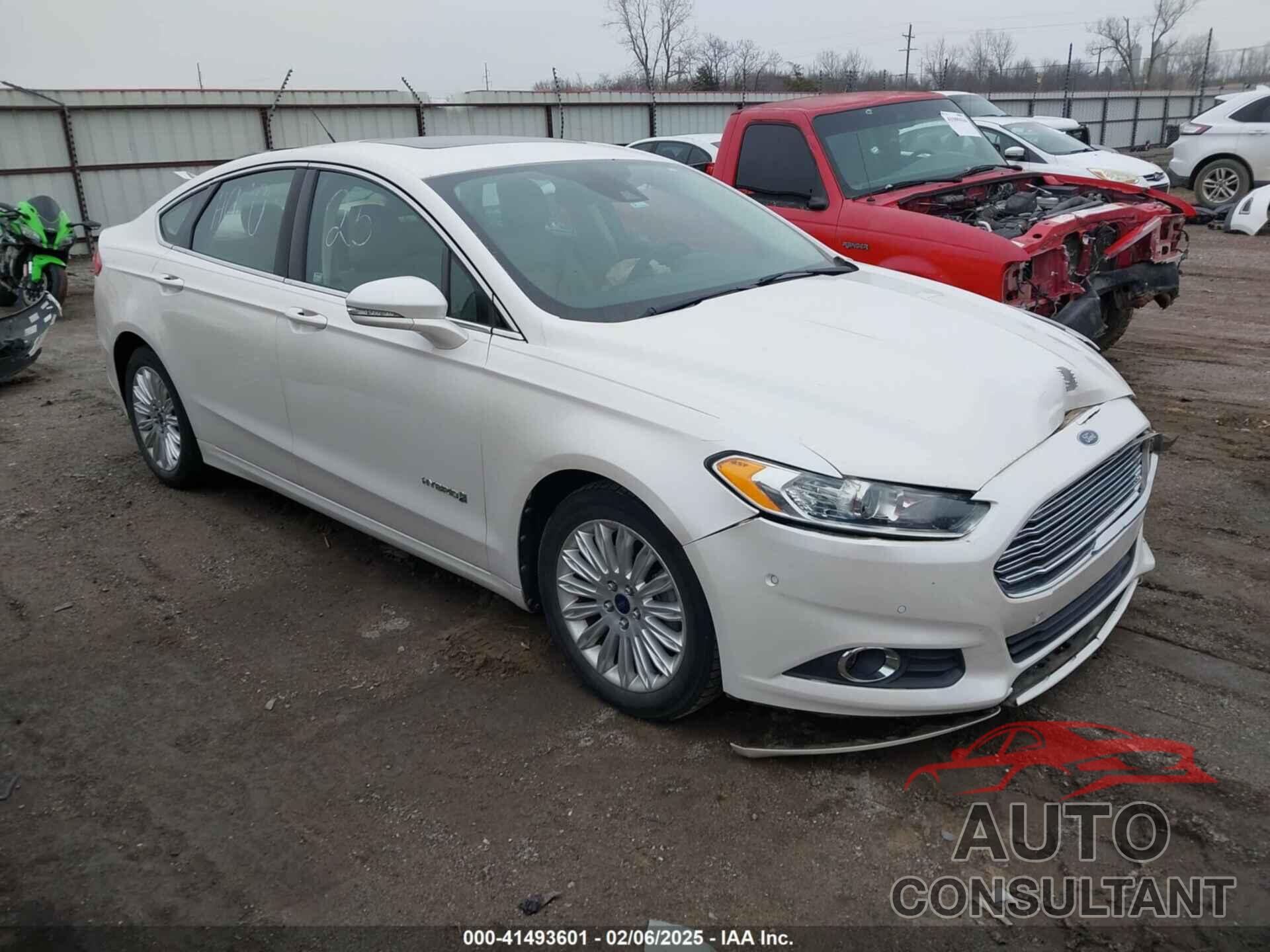 FORD FUSION HYBRID 2013 - 3FA6P0LU6DR232893