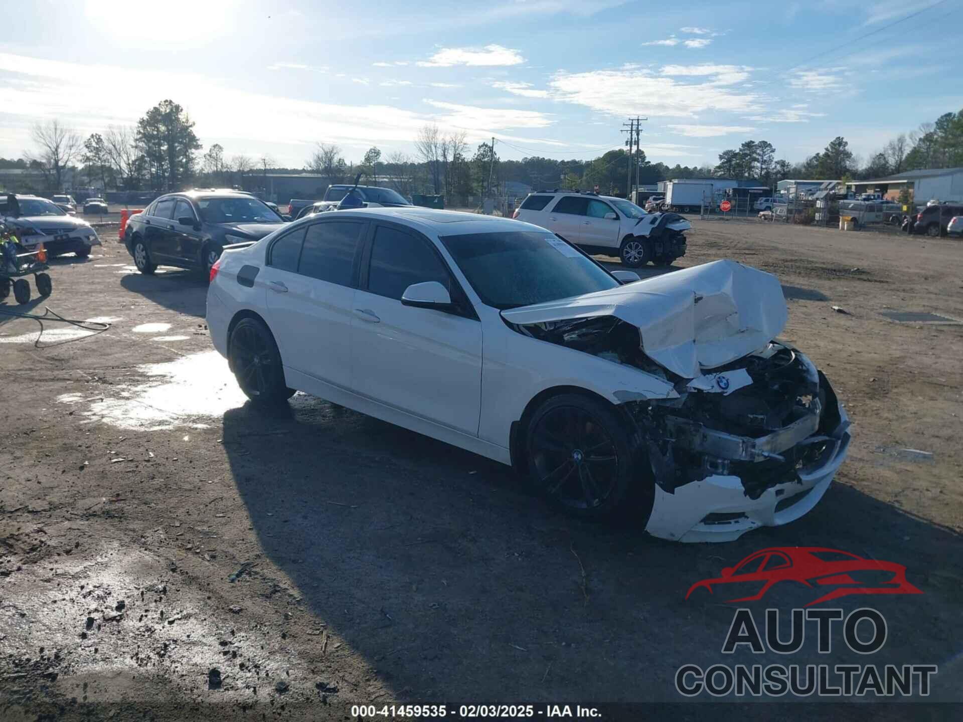 BMW 320I 2015 - WBA3C3G50FNT51944
