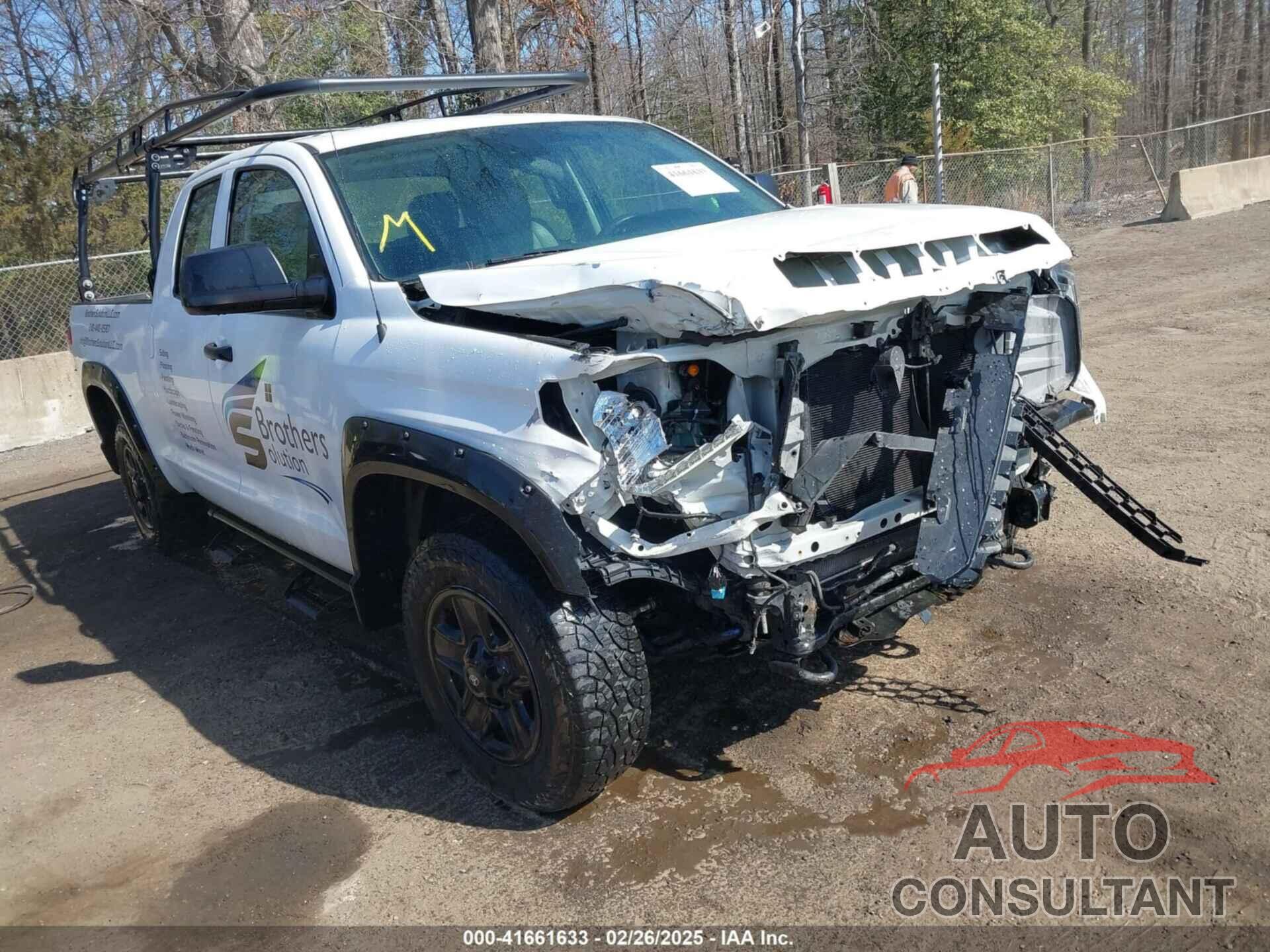 TOYOTA TUNDRA 2018 - 5TFUM5F12JX075925