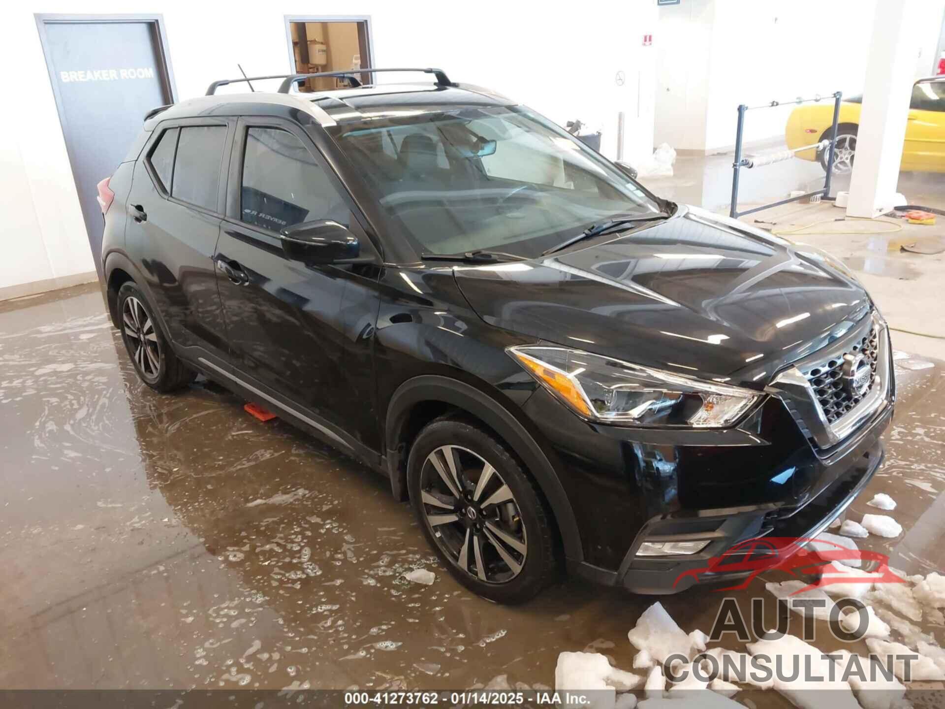 NISSAN KICKS 2018 - 3N1CP5CUXJL540340