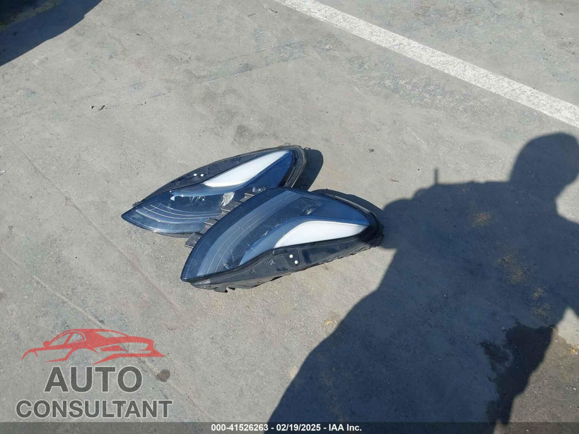 TESLA MODEL 3 2021 - 5YJ3E1EA0MF092885