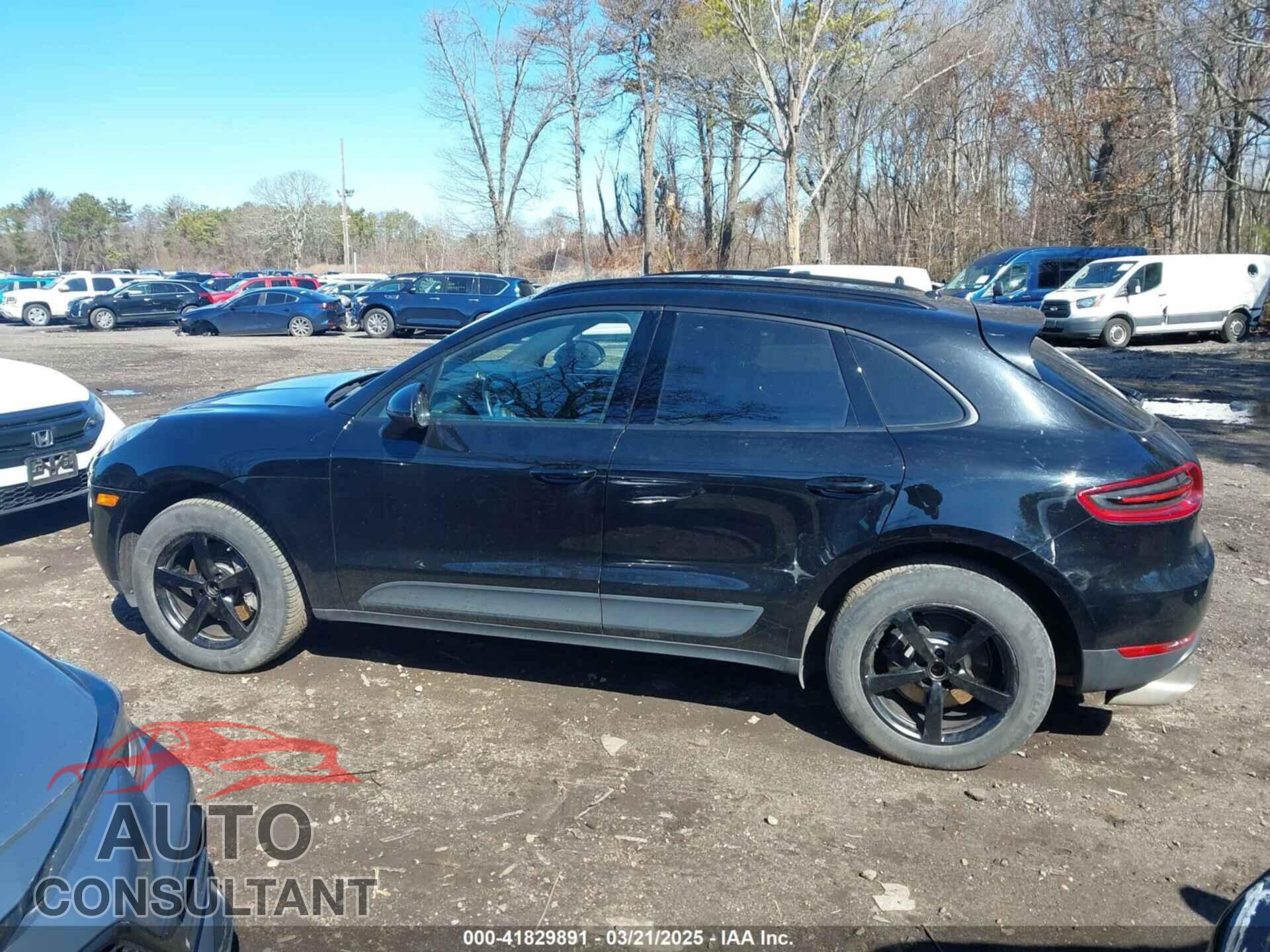 PORSCHE MACAN 2017 - WP1AA2A50HLB00017