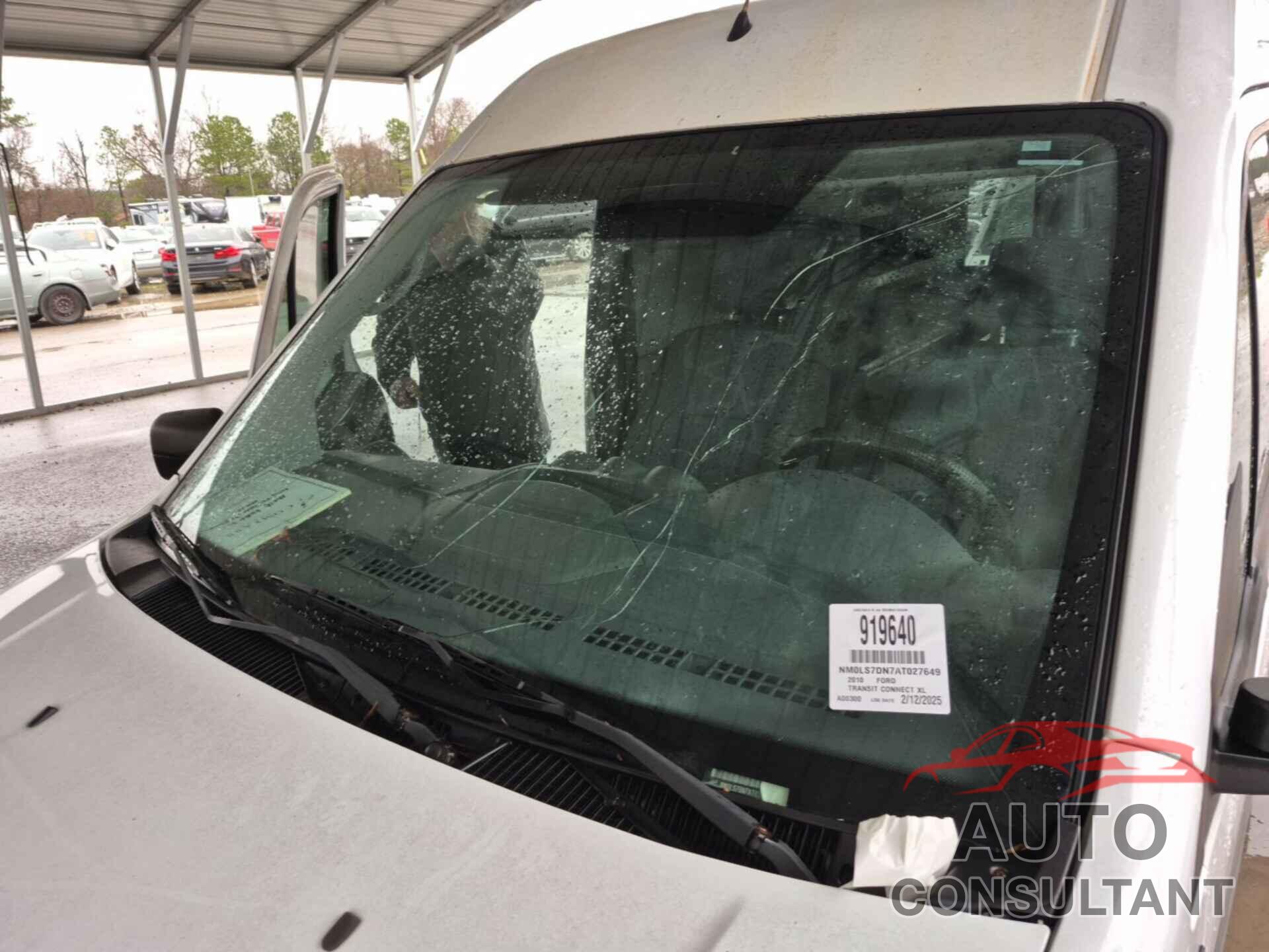 FORD TRANSIT CONNECT 2010 - NM0LS7DN7AT027649