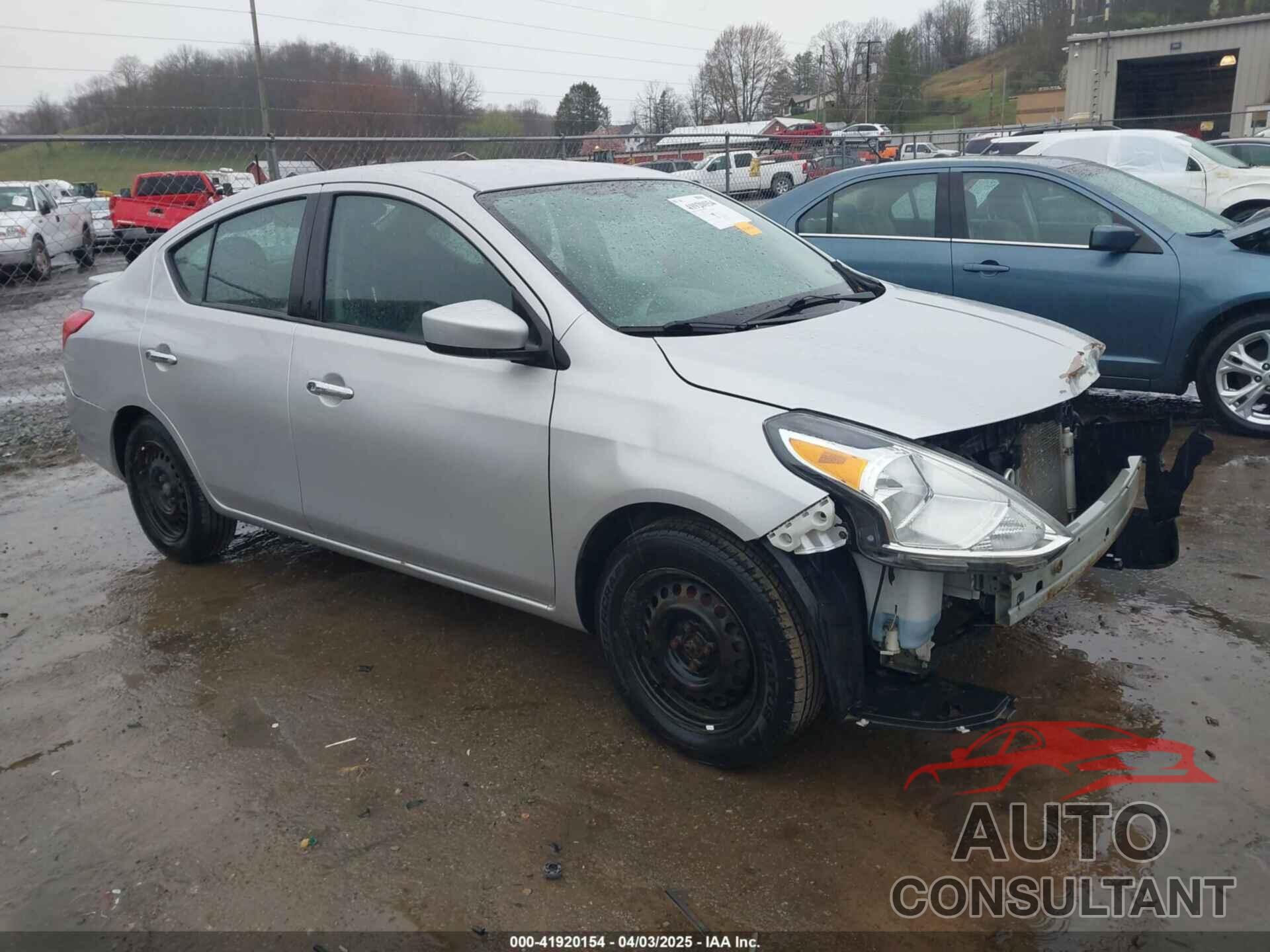 NISSAN VERSA 2019 - 3N1CN7AP4KL843520