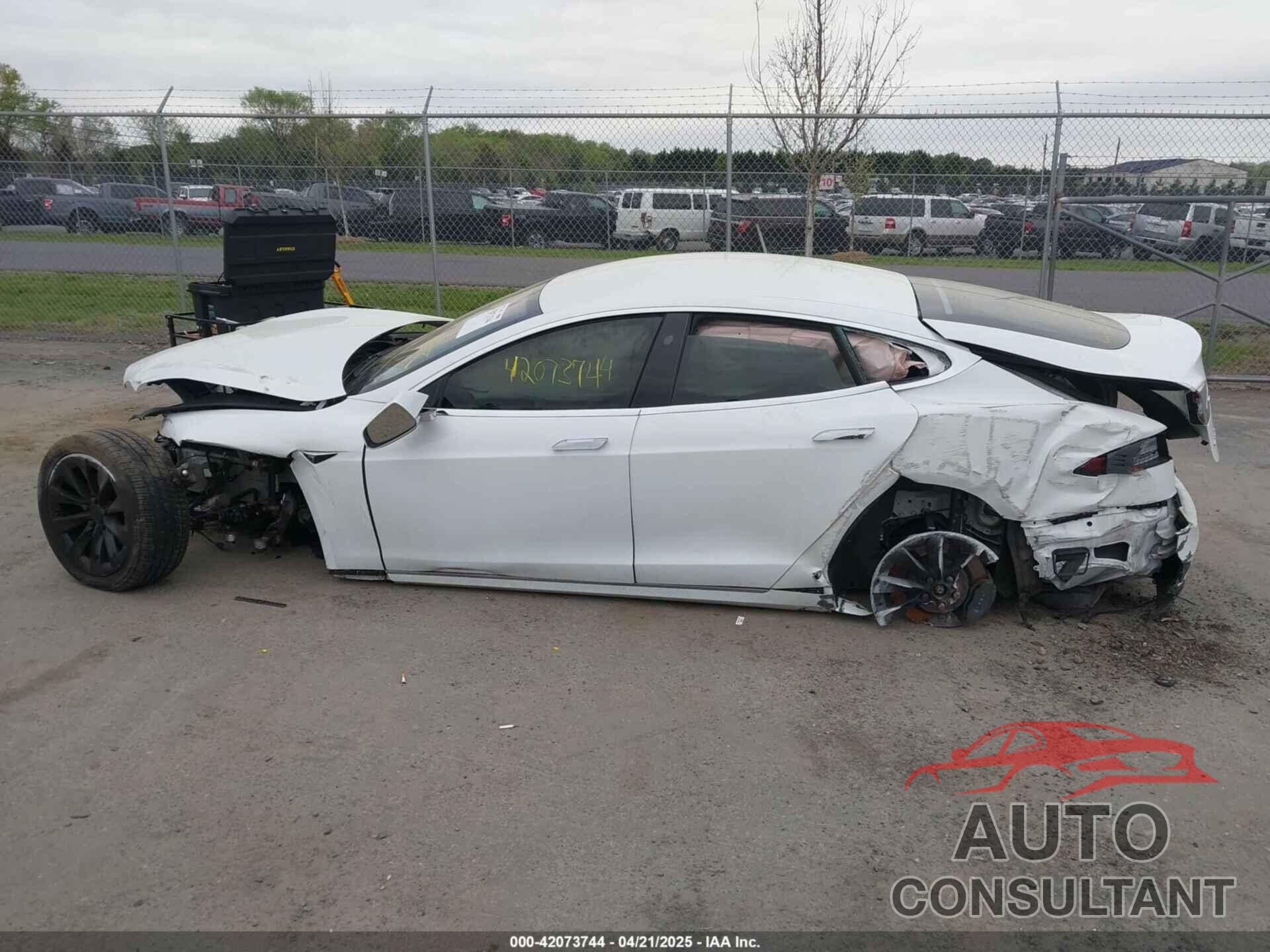 TESLA MODEL S 2017 - 5YJSA1E24HF195488