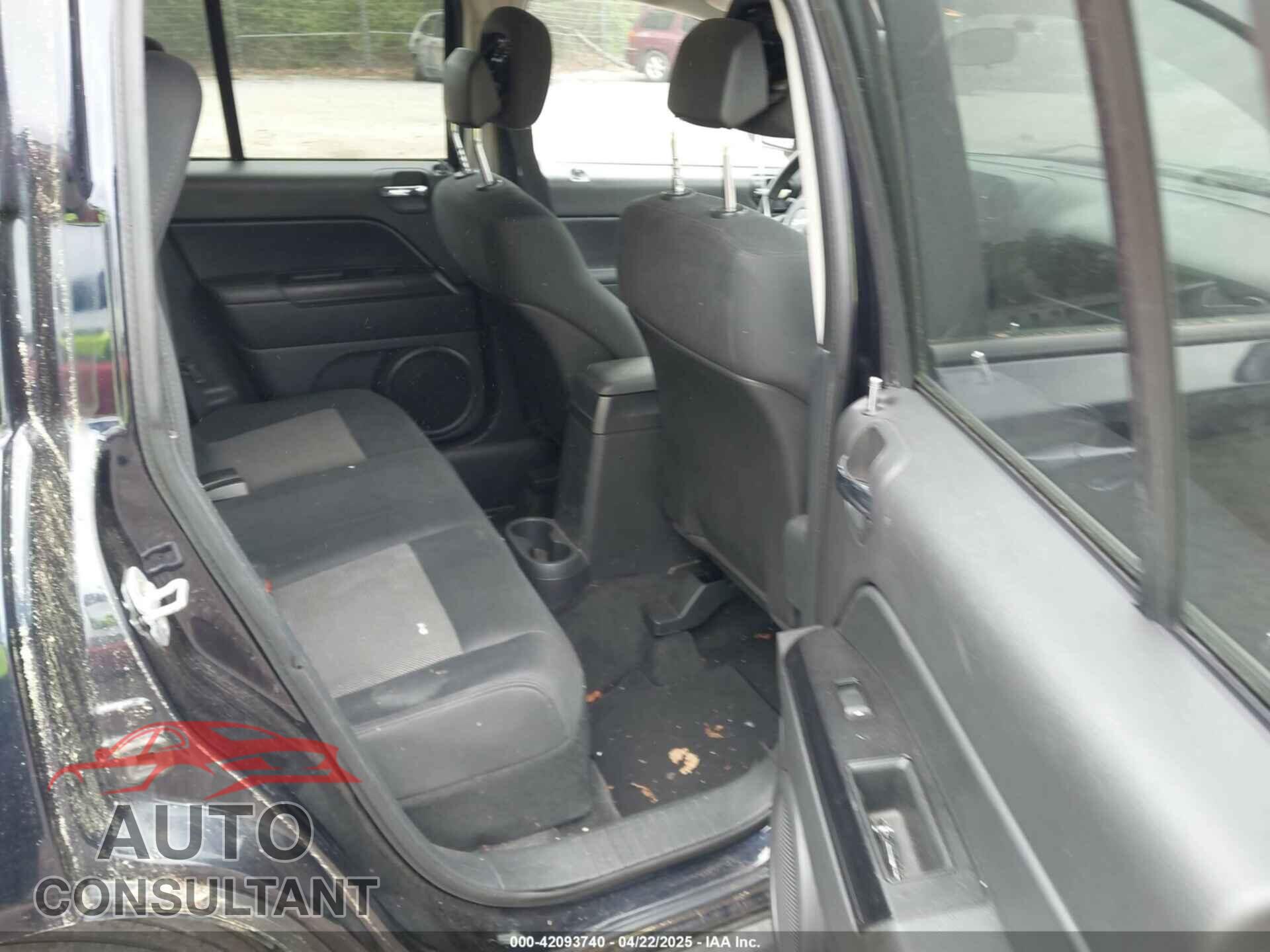JEEP COMPASS 2011 - 1J4NT1FB5BD151482