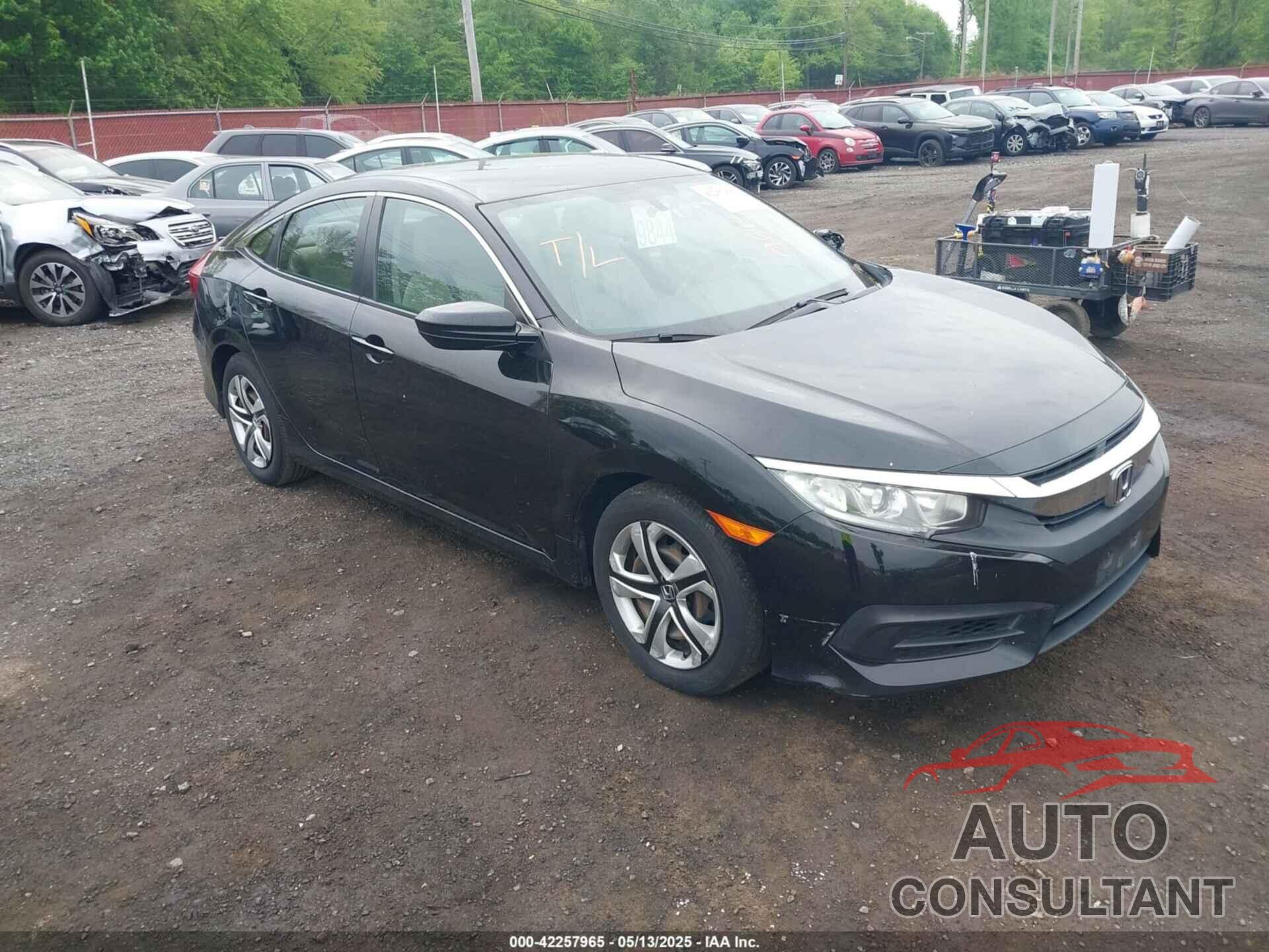 HONDA CIVIC 2018 - 2HGFC2F55JH513226