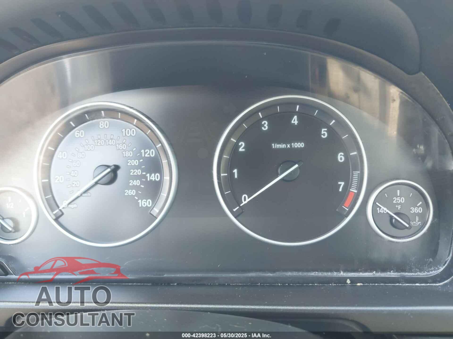 BMW 528I 2014 - WBA5A7C55ED619855