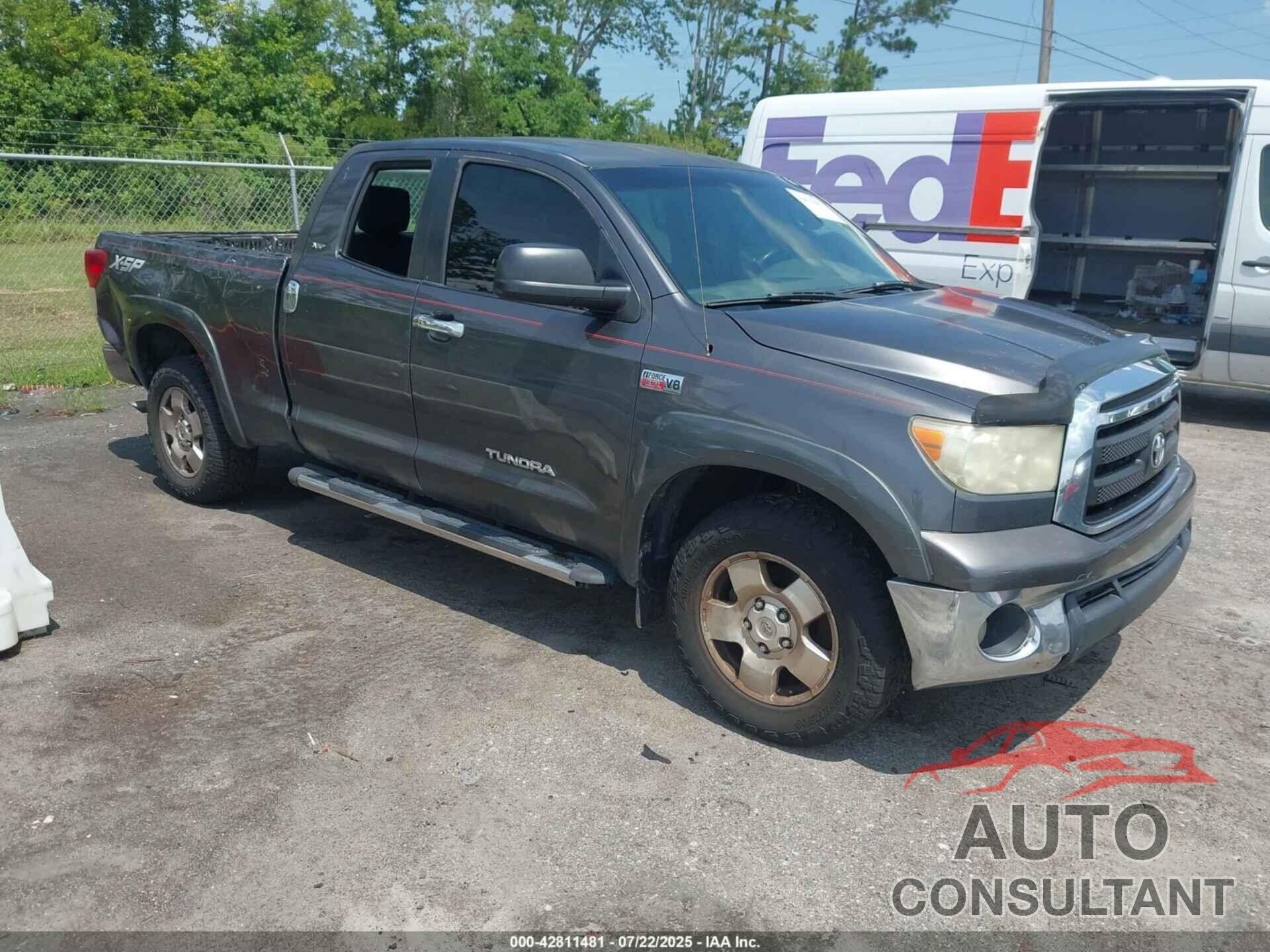 TOYOTA TUNDRA 2011 - 5TFRY5F13BX103582