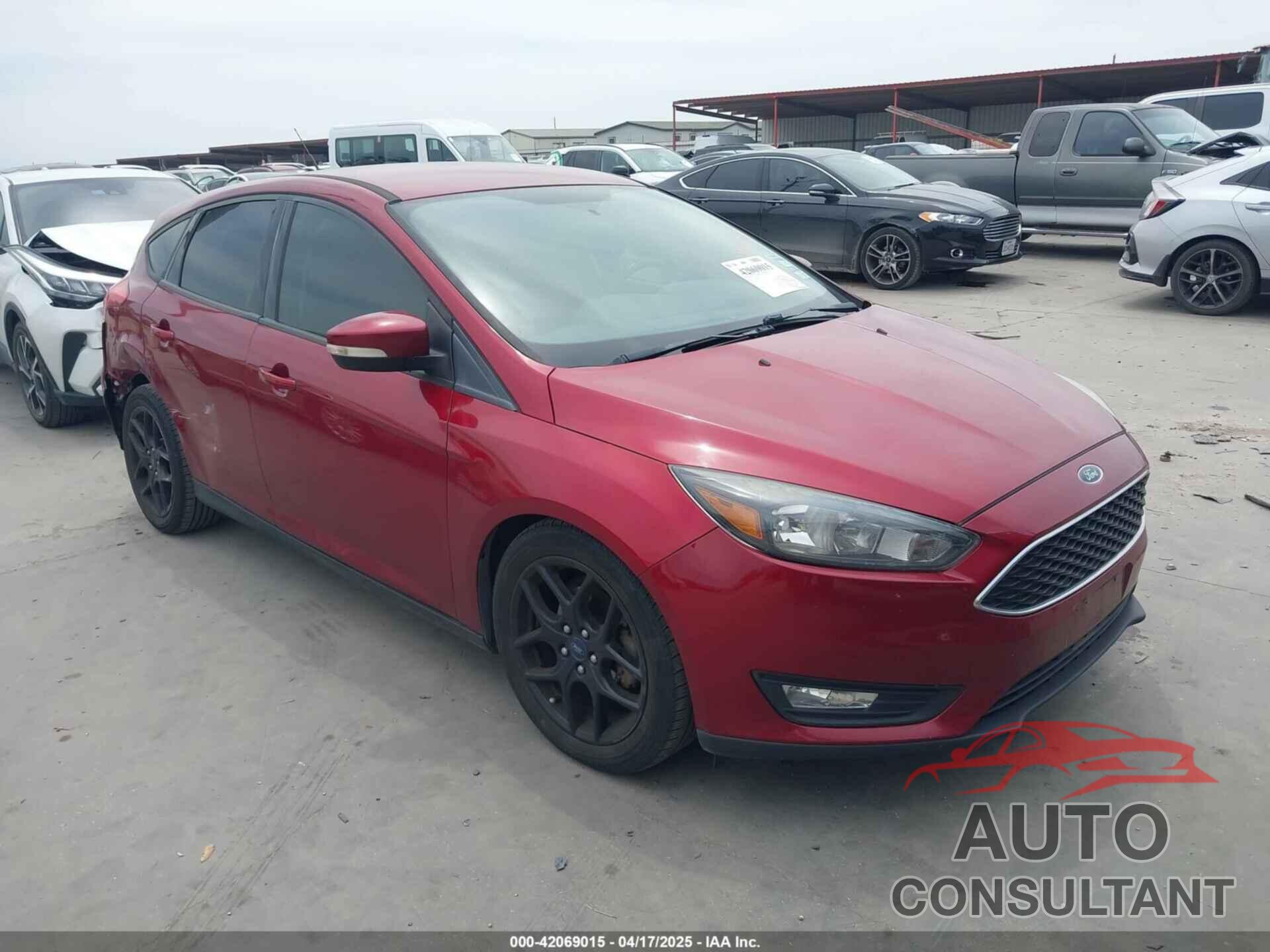 FORD FOCUS 2016 - 1FADP3K29GL395114