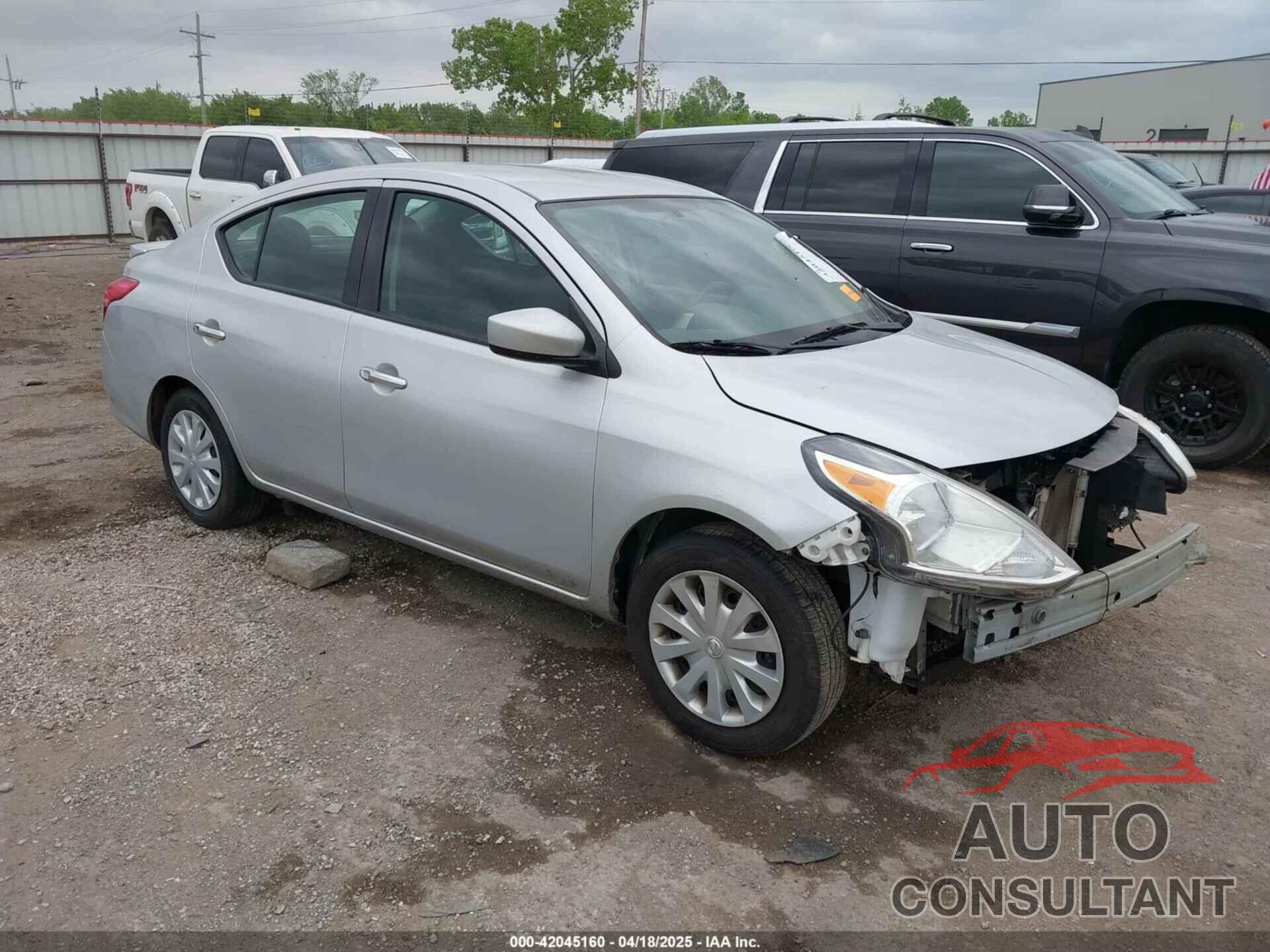 NISSAN VERSA 2019 - 3N1CN7APXKL844686