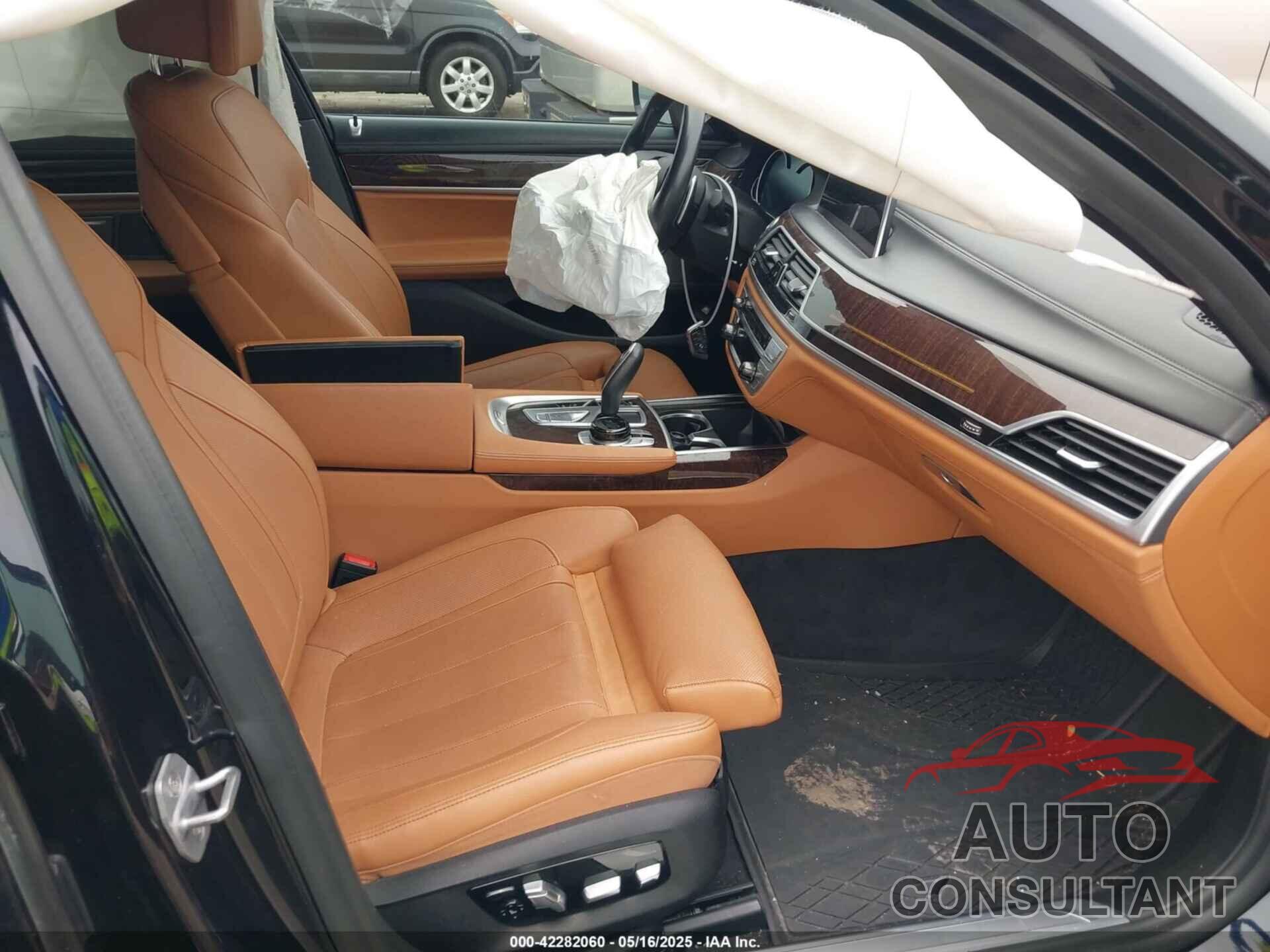 BMW 740I 2019 - WBA7E4C54KGV28663