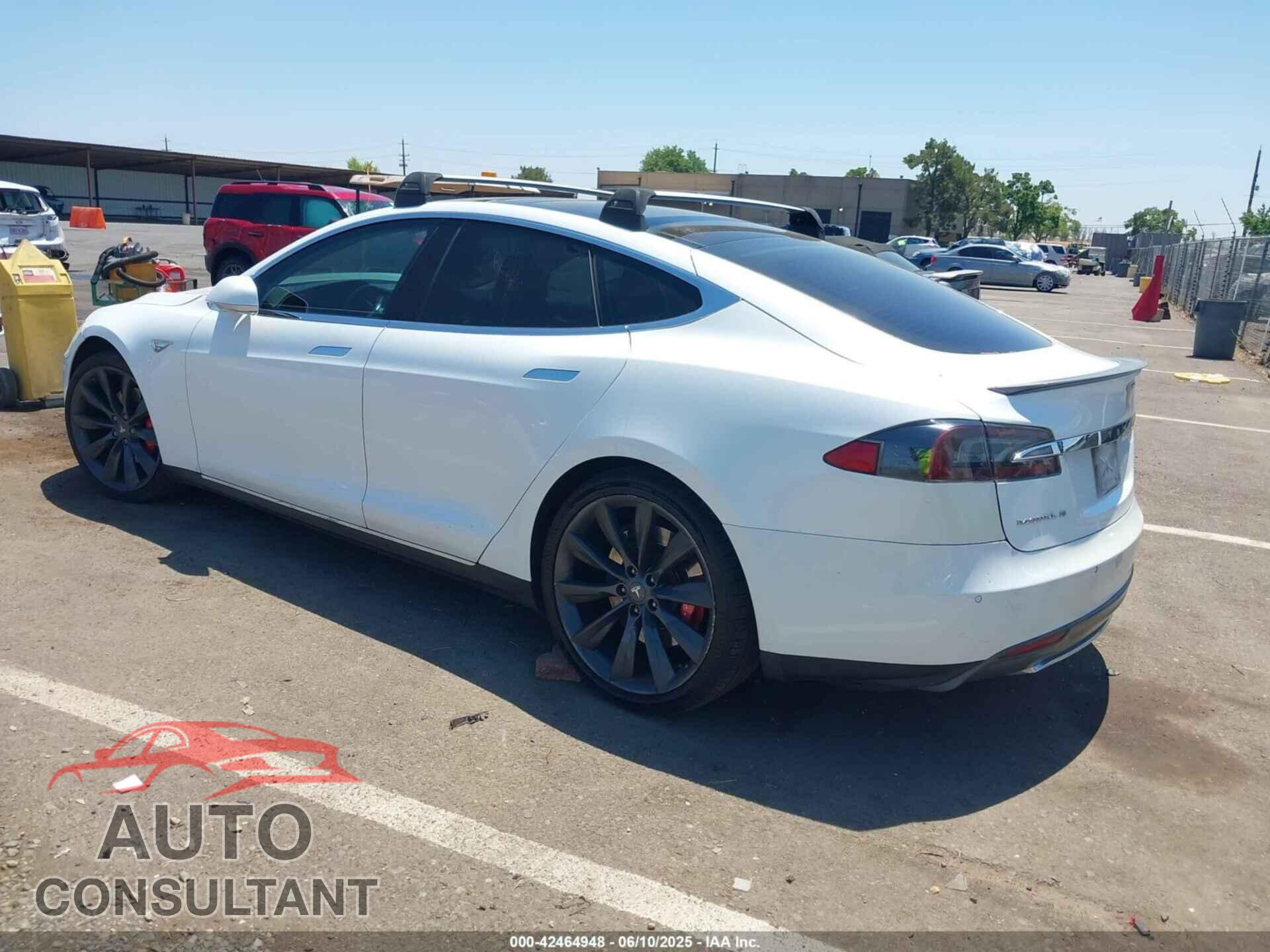 TESLA MODEL S 2013 - 5YJSA1DP6DFP26293