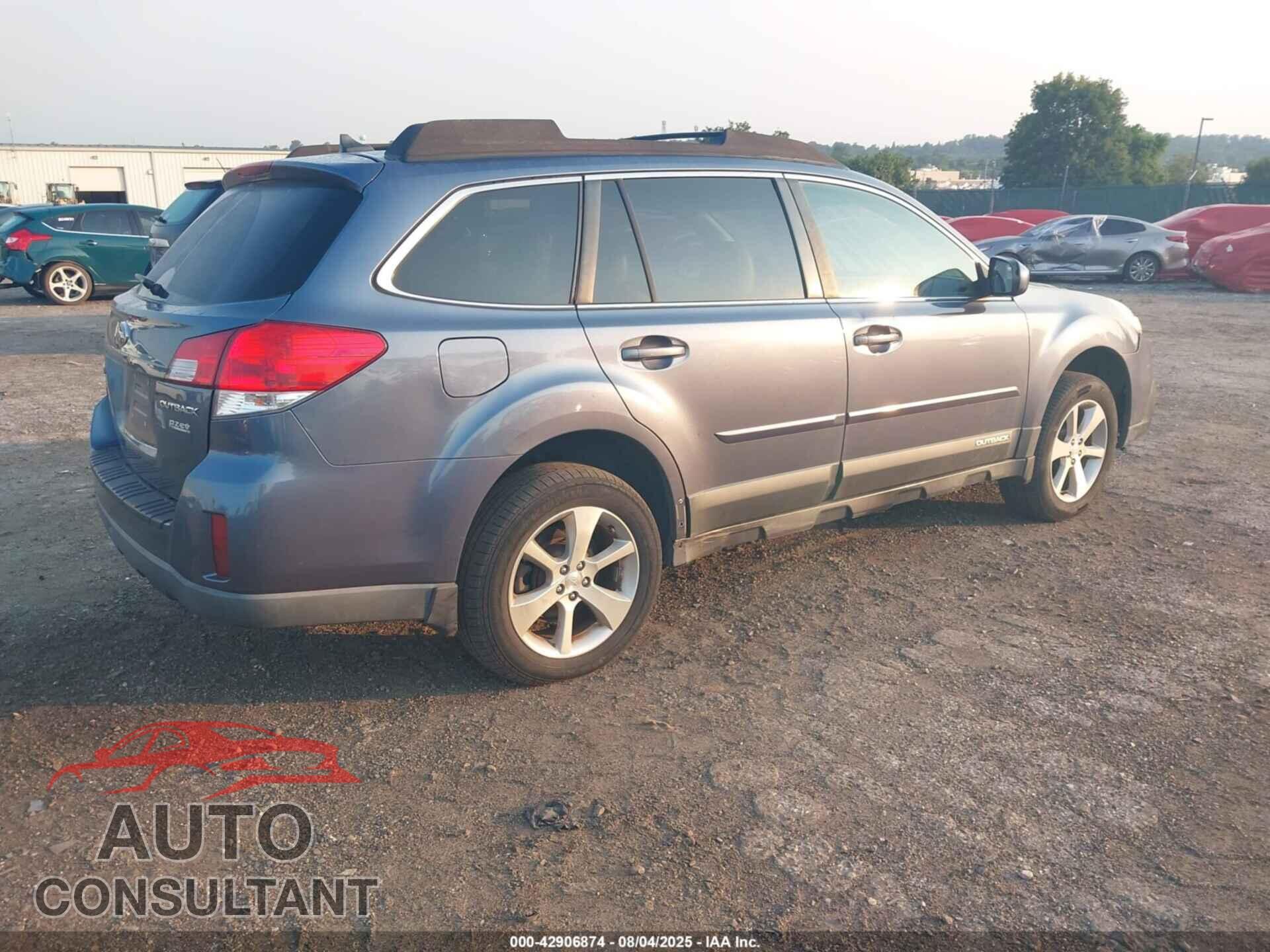 SUBARU OUTBACK 2013 - 4S4BRBLC4D3215543