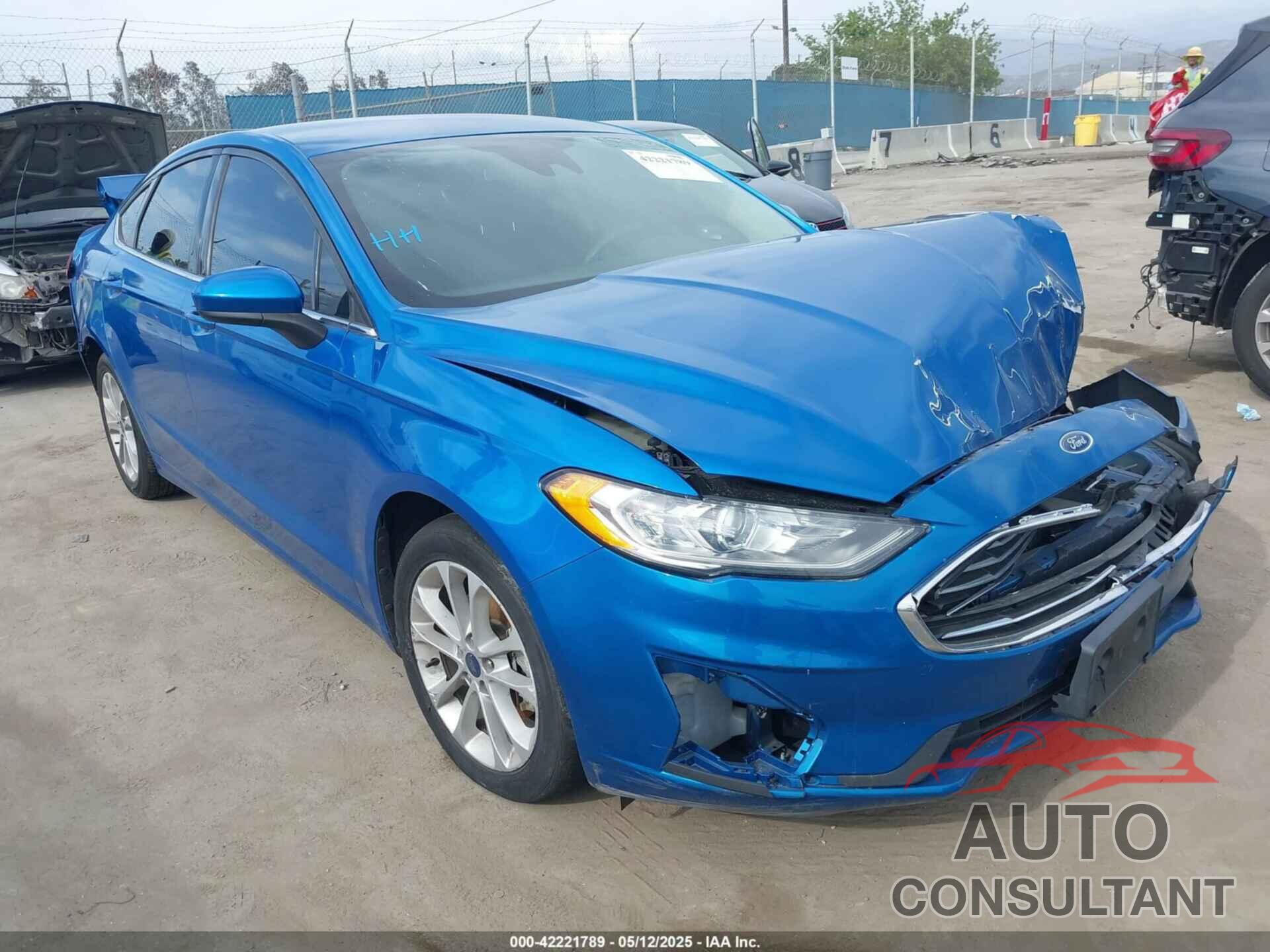 FORD FUSION 2020 - 3FA6P0LU3LR233370