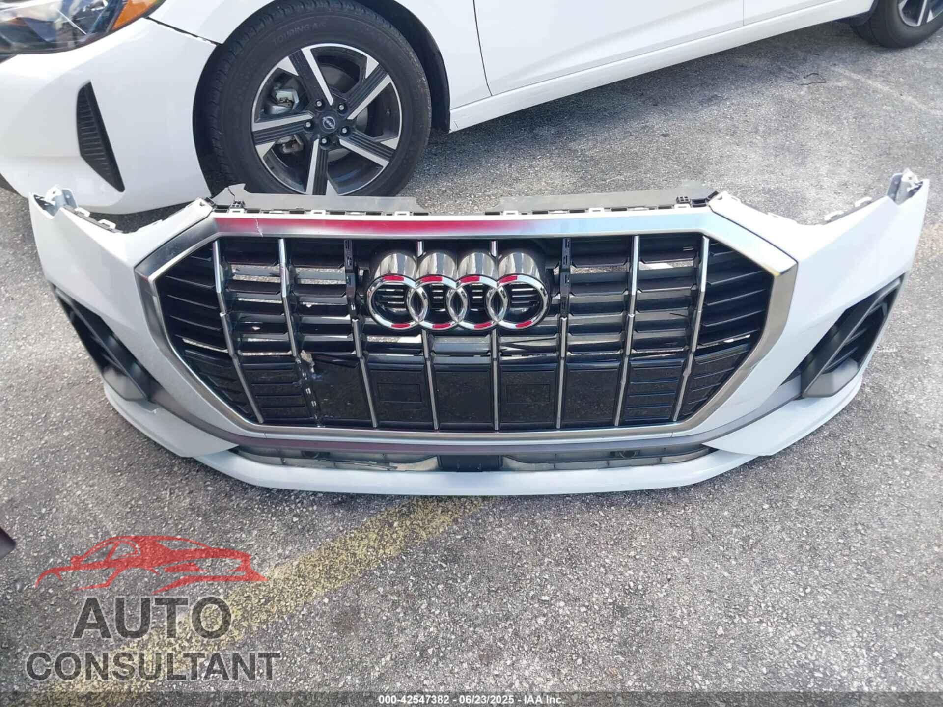 AUDI Q3 2024 - WA1DECF35R1033938