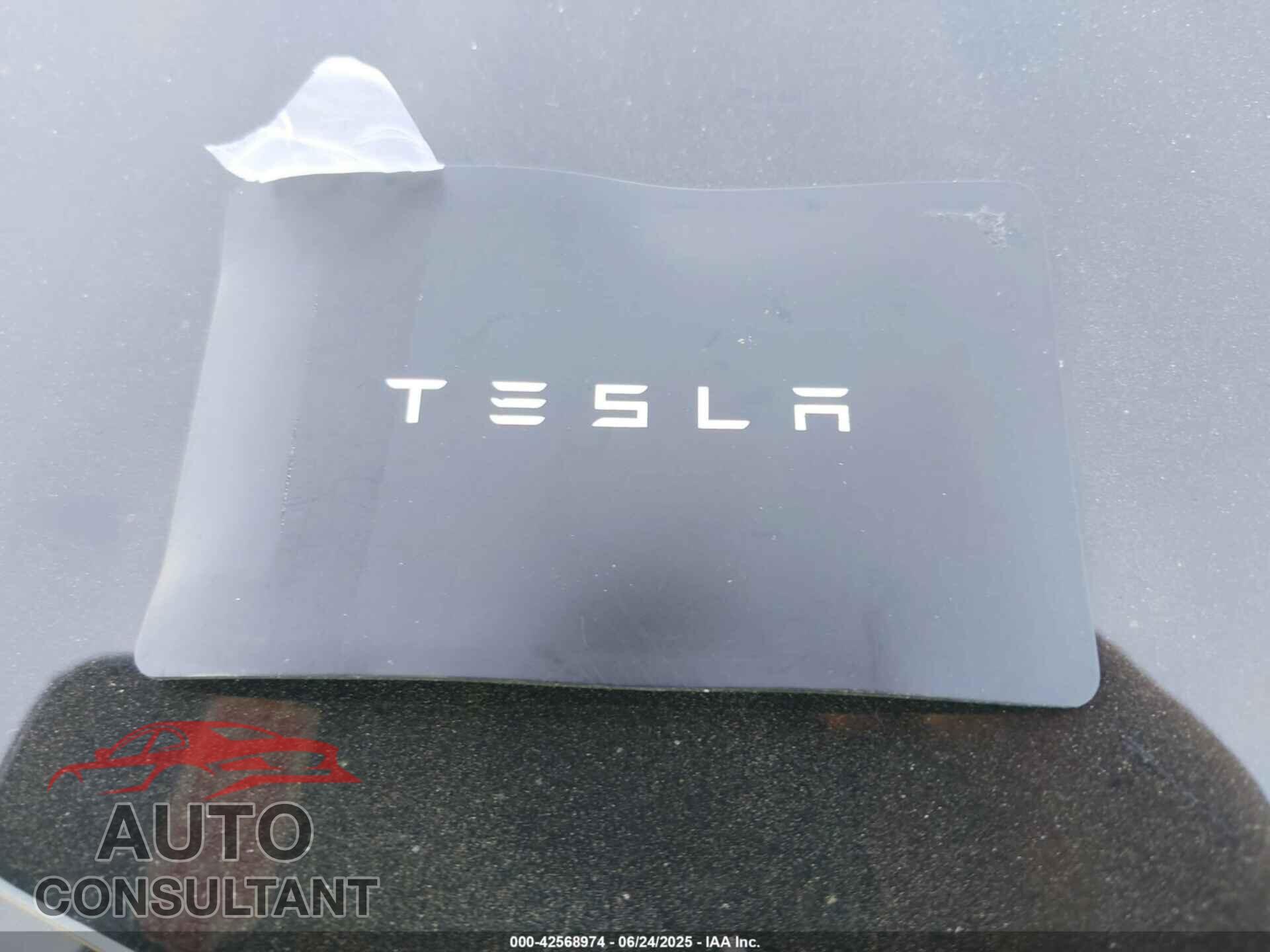 TESLA MODEL 3 2020 - 5YJ3E1EA4LF657458