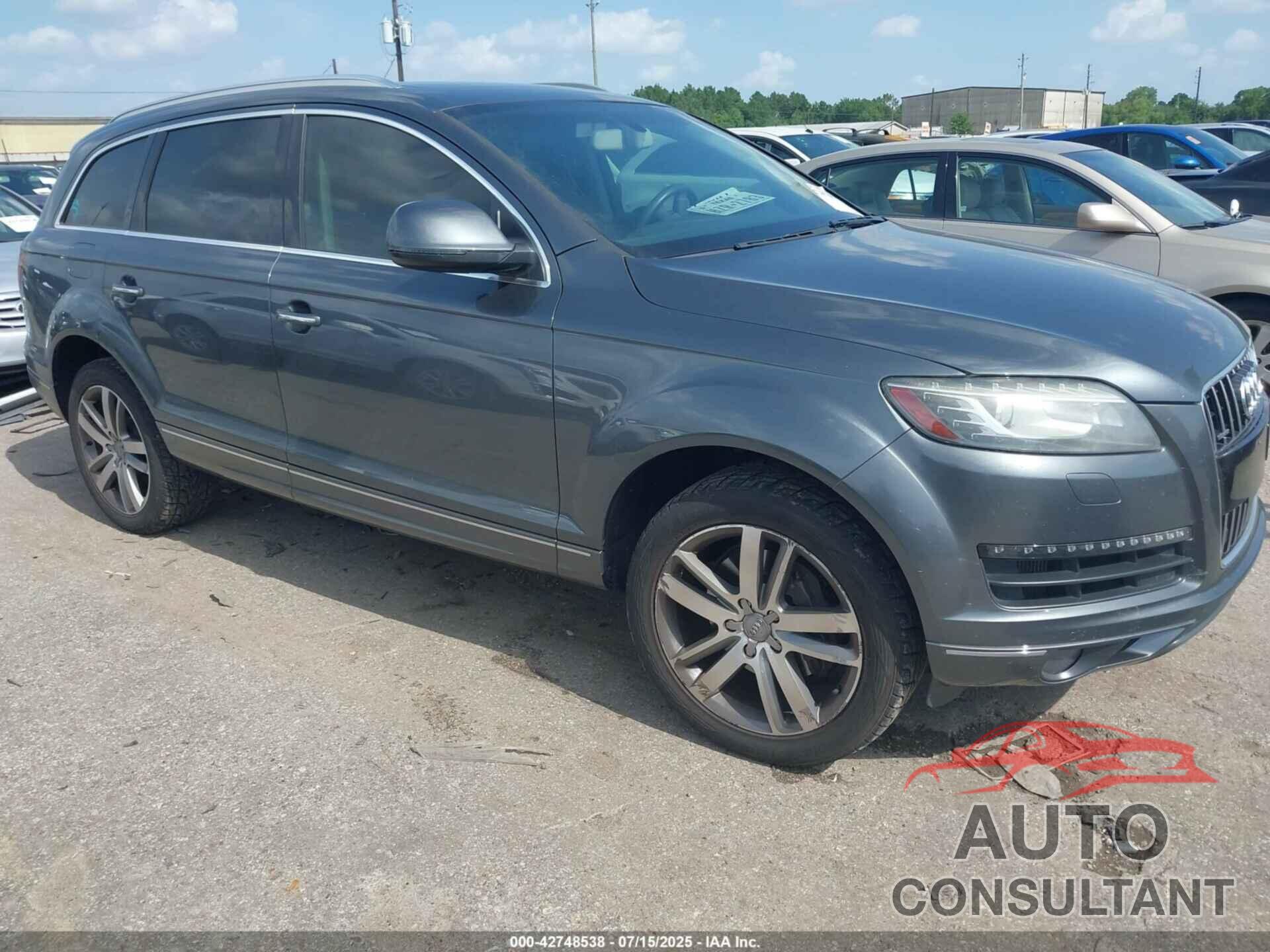AUDI Q7 2013 - WA1LMAFE6DD007361