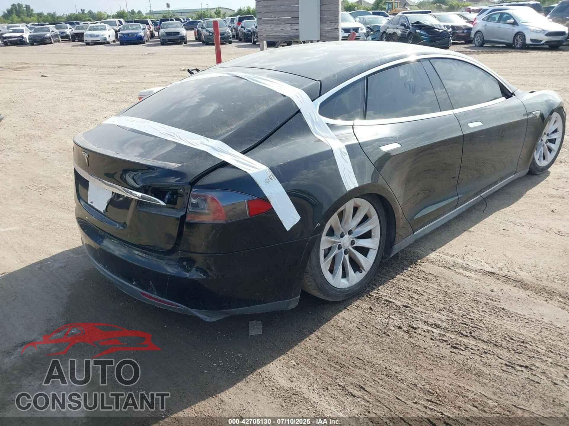 TESLA MODEL S 2013 - 5YJSA1DP2DFP05411