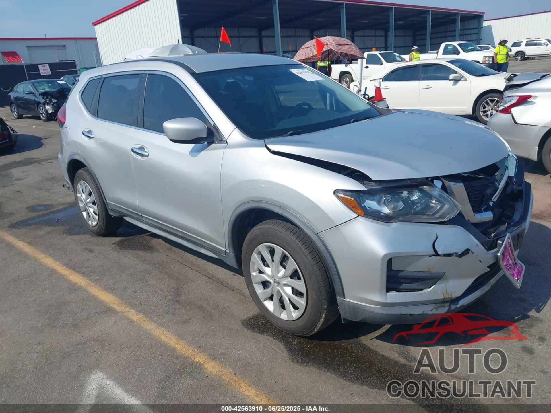 NISSAN ROGUE 2017 - KNMAT2MV0HP536463