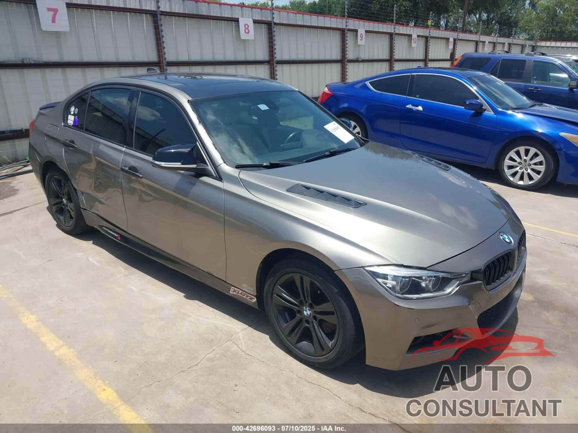 BMW 330I 2017 - WBA8B9G30HNU55654
