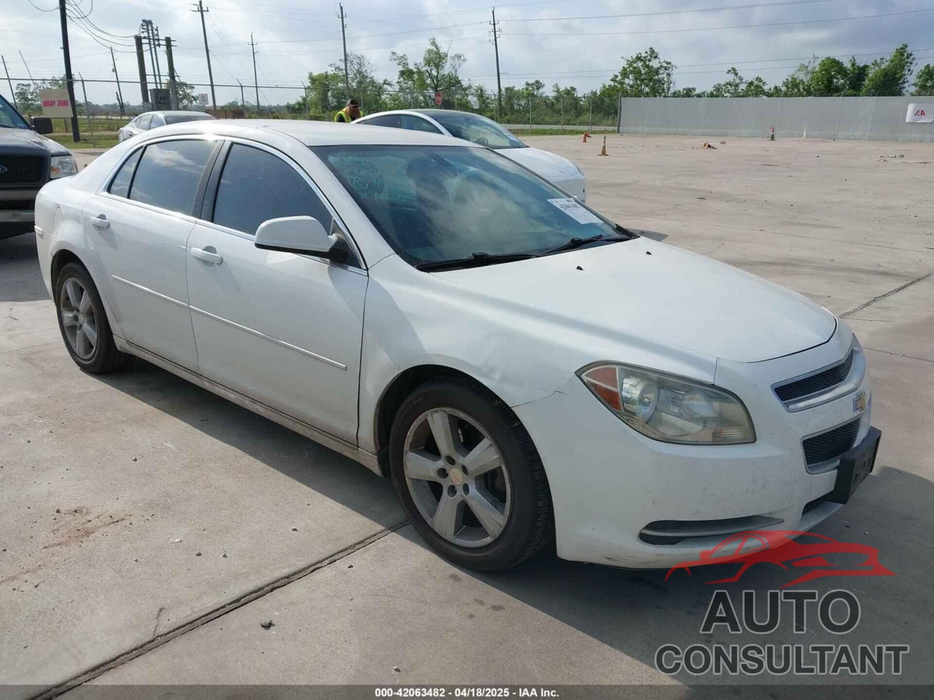 CHEVROLET MALIBU 2011 - 1G1ZD5E15BF253799