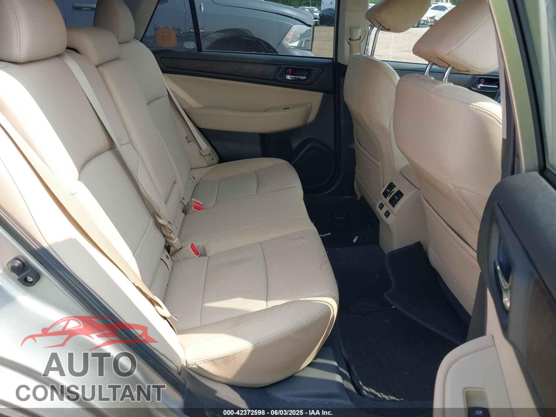 SUBARU OUTBACK 2017 - 4S4BSANCXH3348146