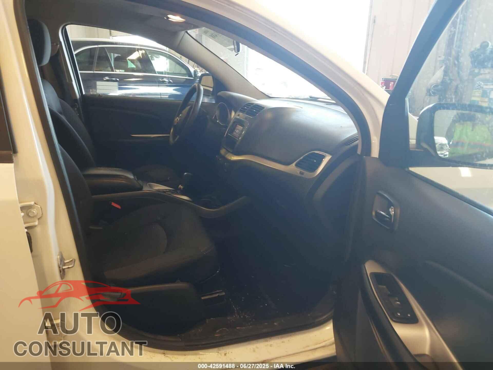 DODGE JOURNEY 2013 - 3C4PDCBG6DT530254