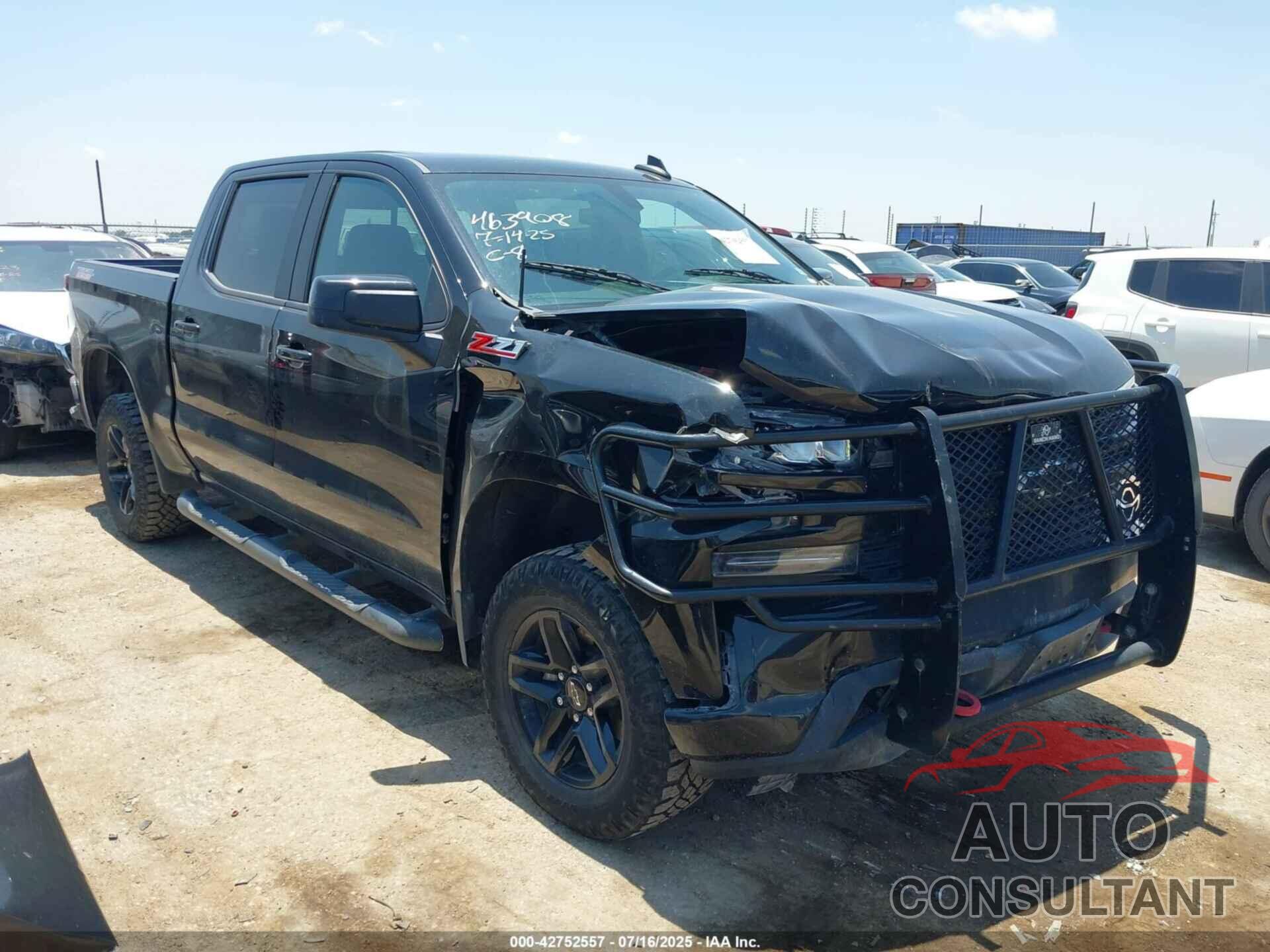 CHEVROLET SILVERADO 1500 2020 - 1GCPYFED3LZ120543