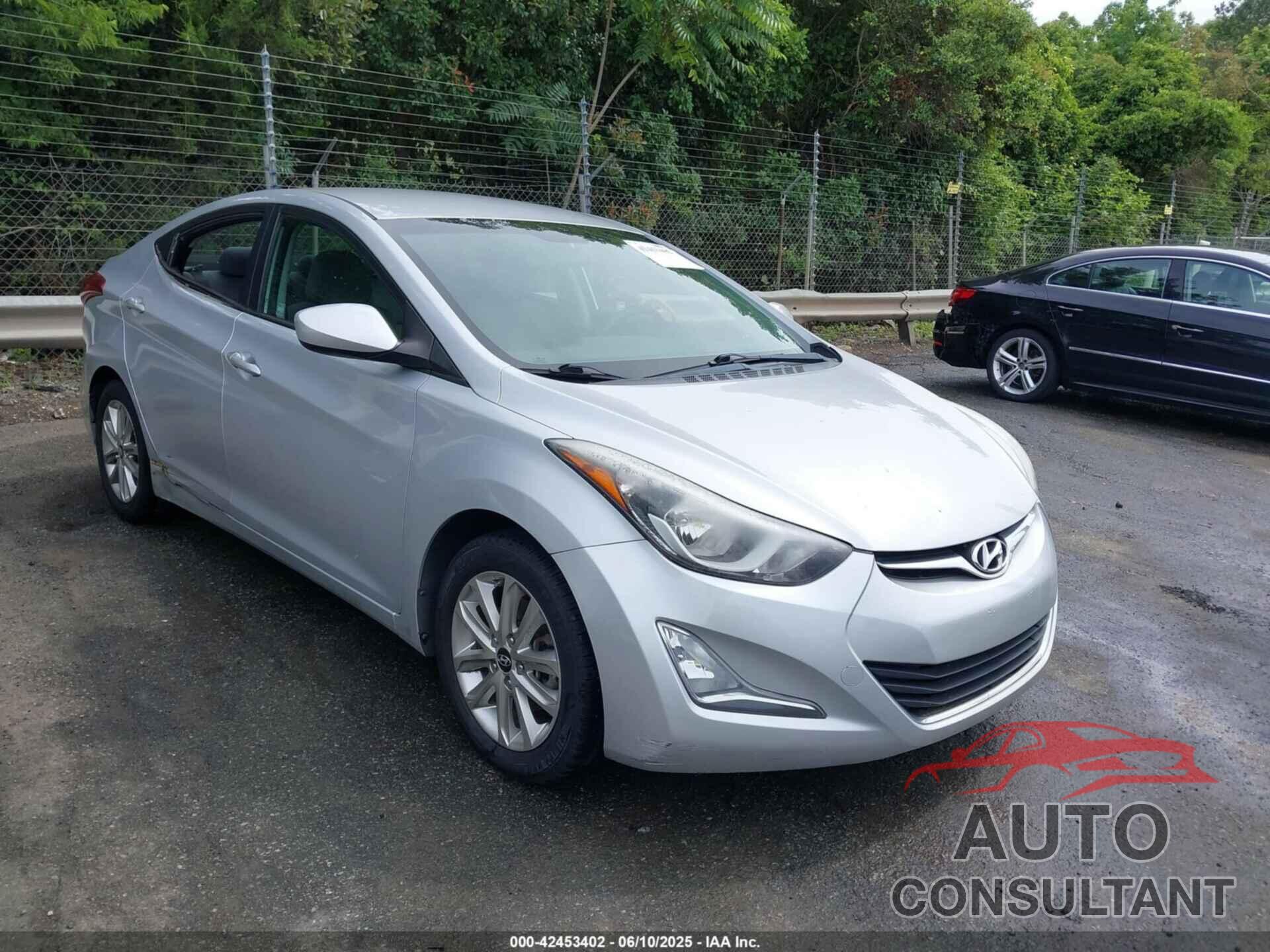 HYUNDAI ELANTRA 2014 - KMHDH4AE2EU101659