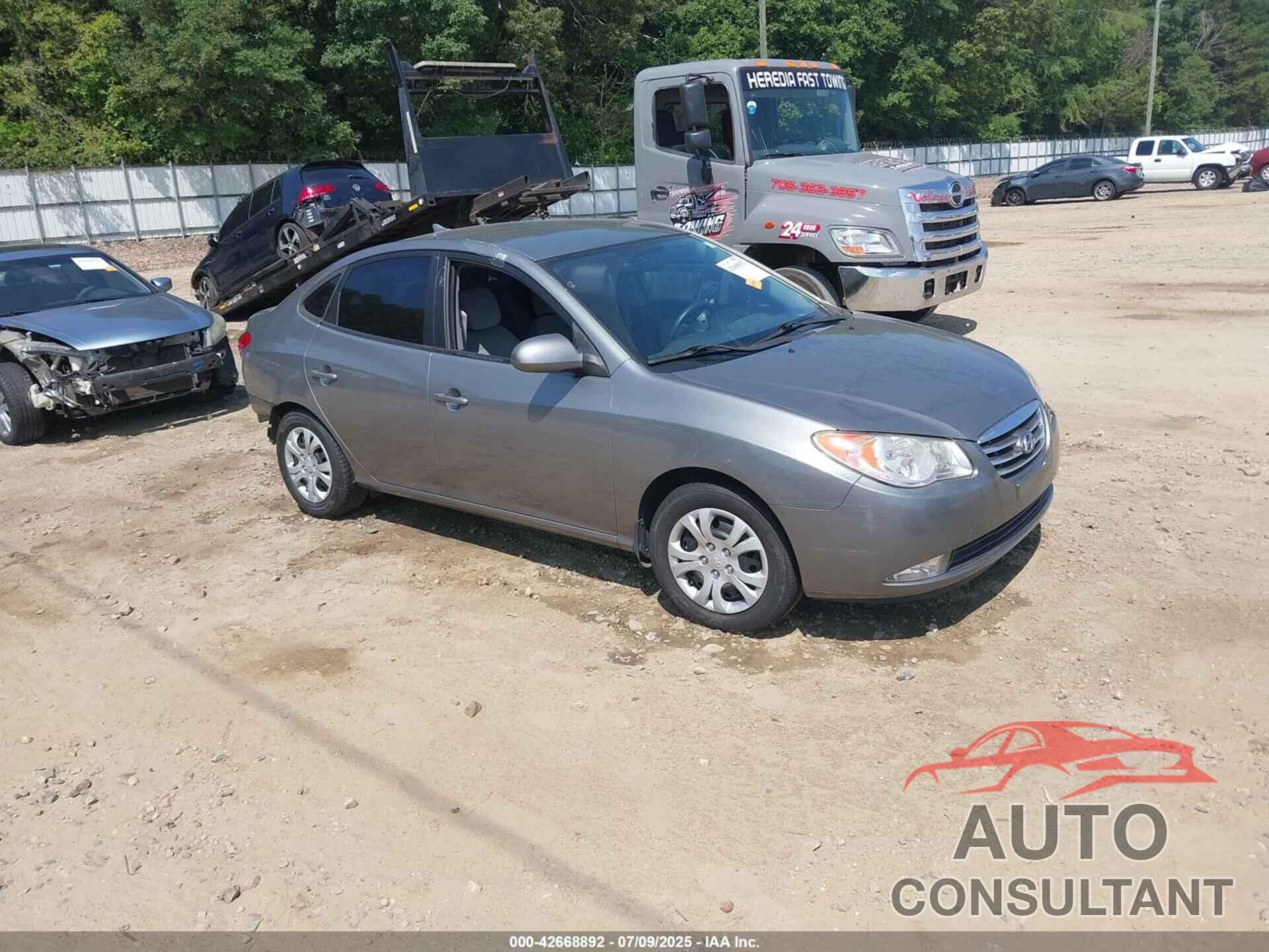 HYUNDAI ELANTRA 2010 - KMHDU4AD1AU102928