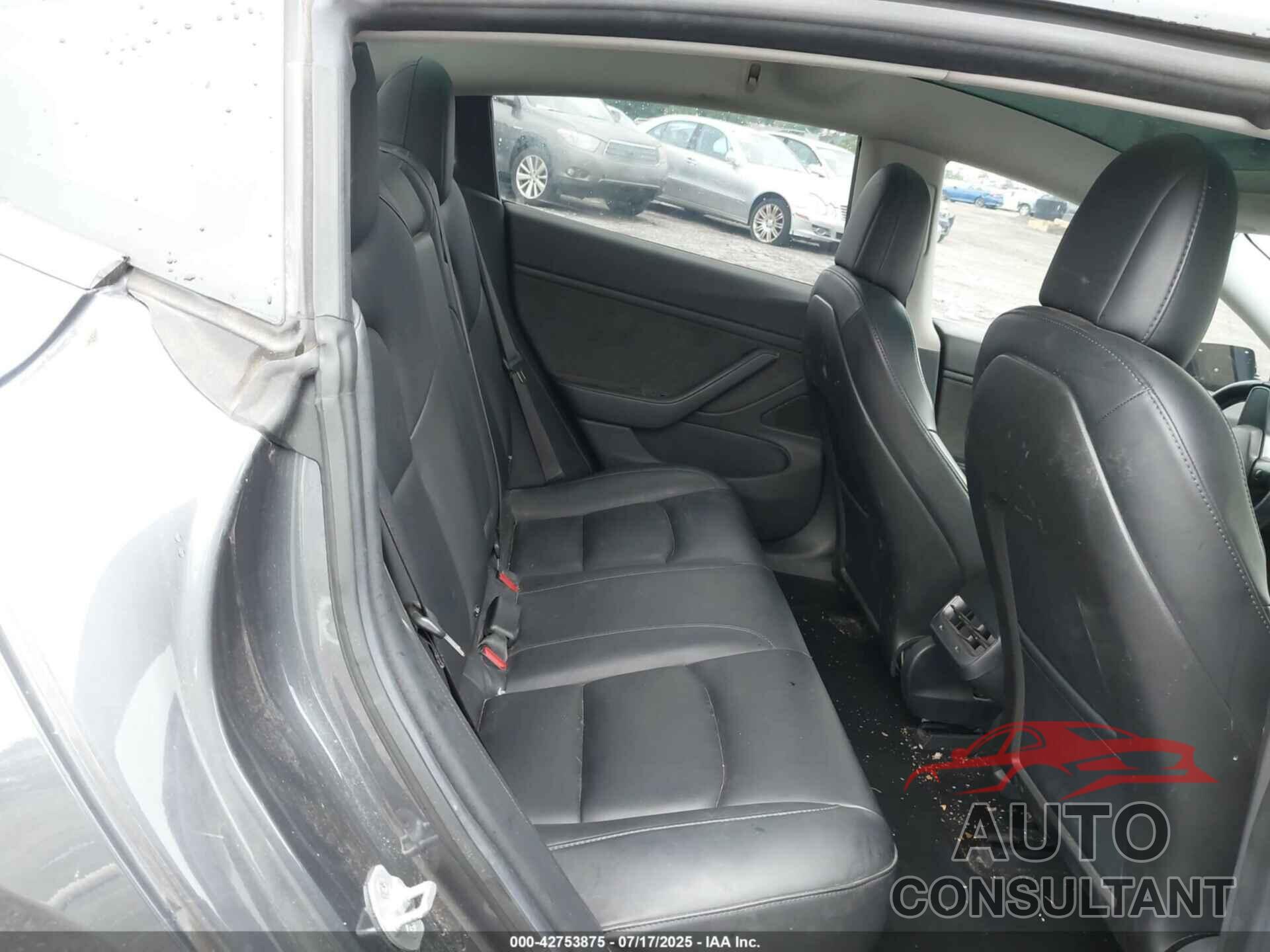 TESLA MODEL 3 2018 - 5YJ3E1EA8JF025799