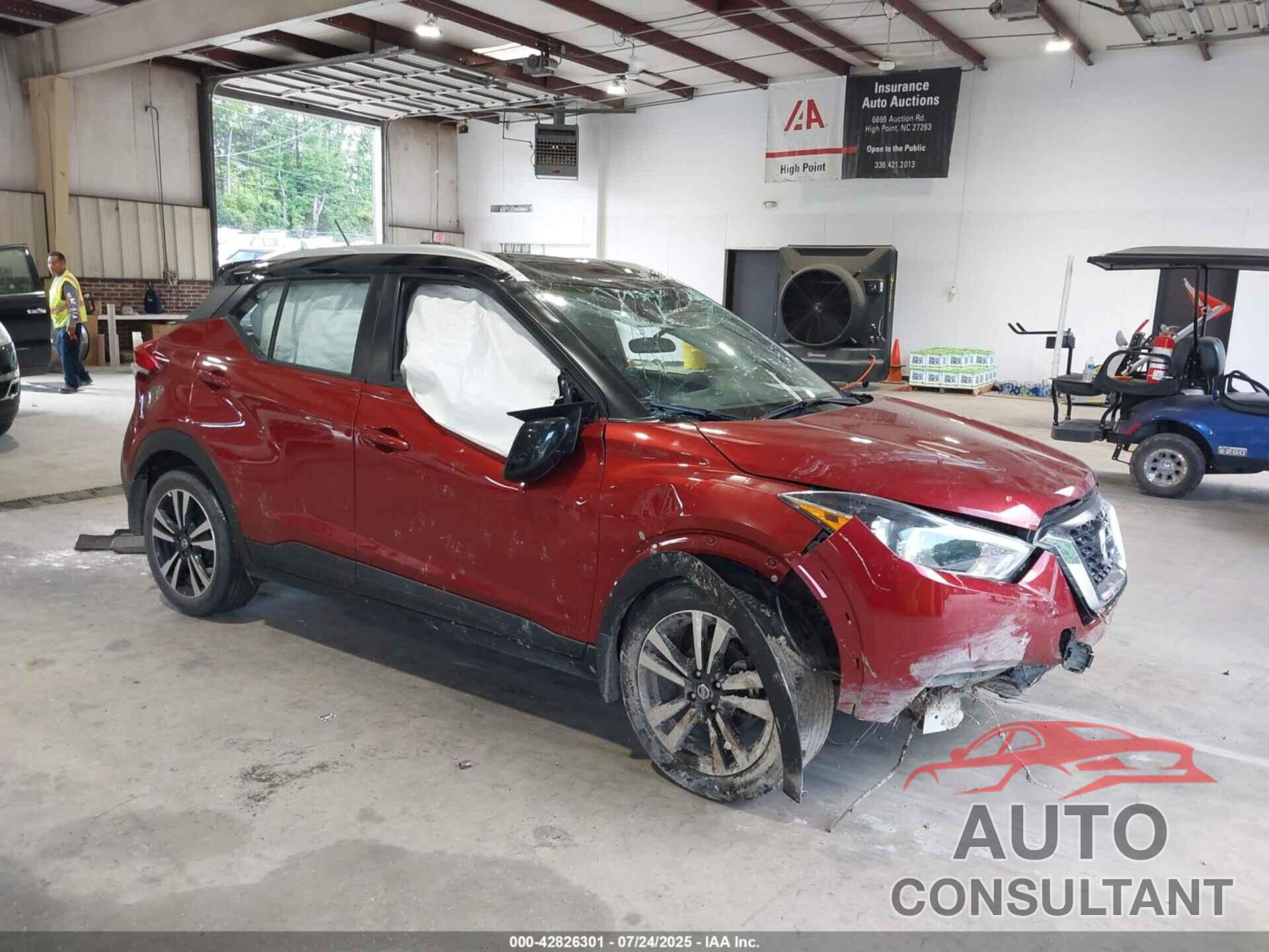 NISSAN KICKS 2018 - 3N1CP5CU5JL530170