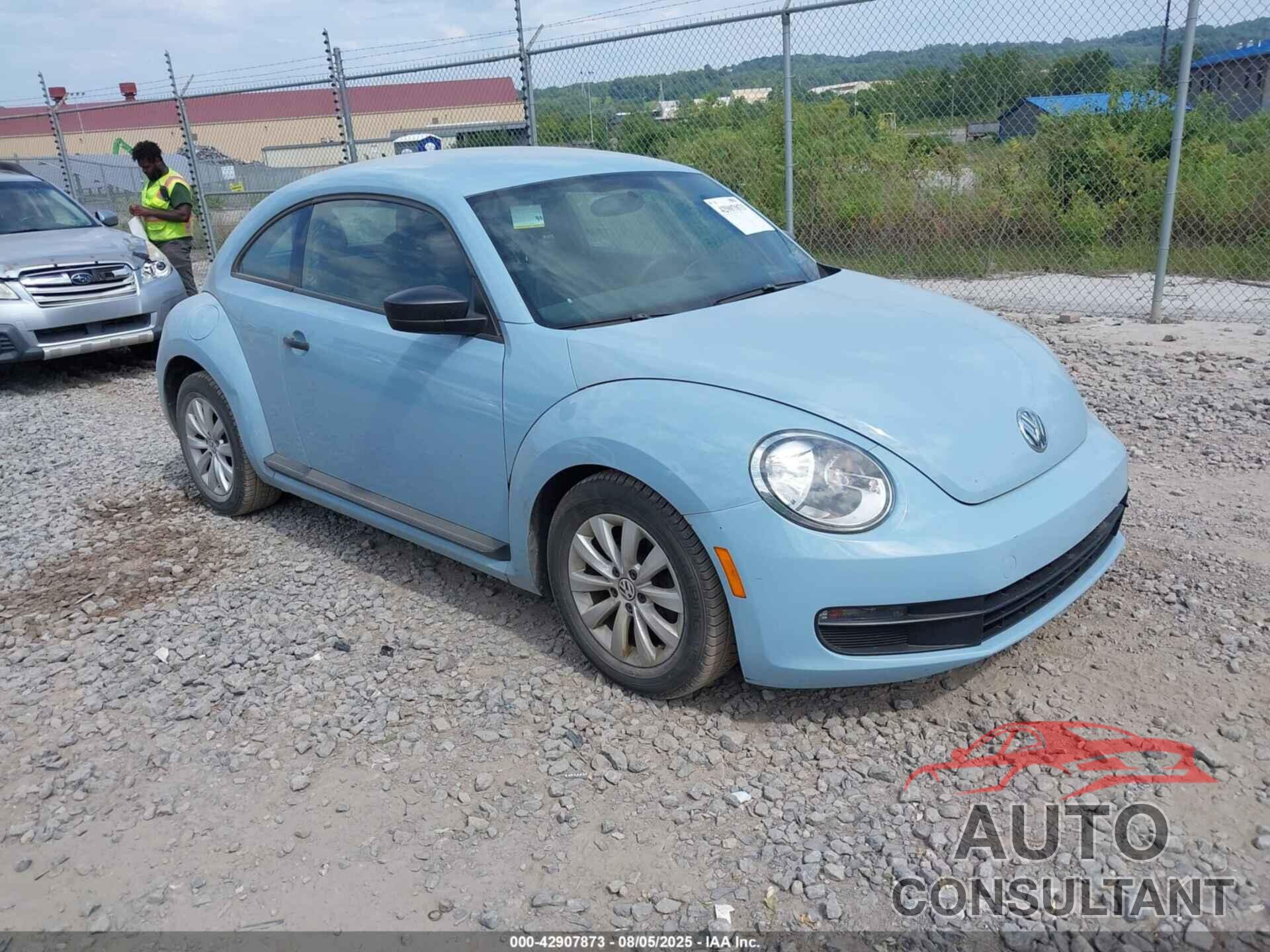 VOLKSWAGEN BEETLE 2015 - 3VWF17AT7FM645336