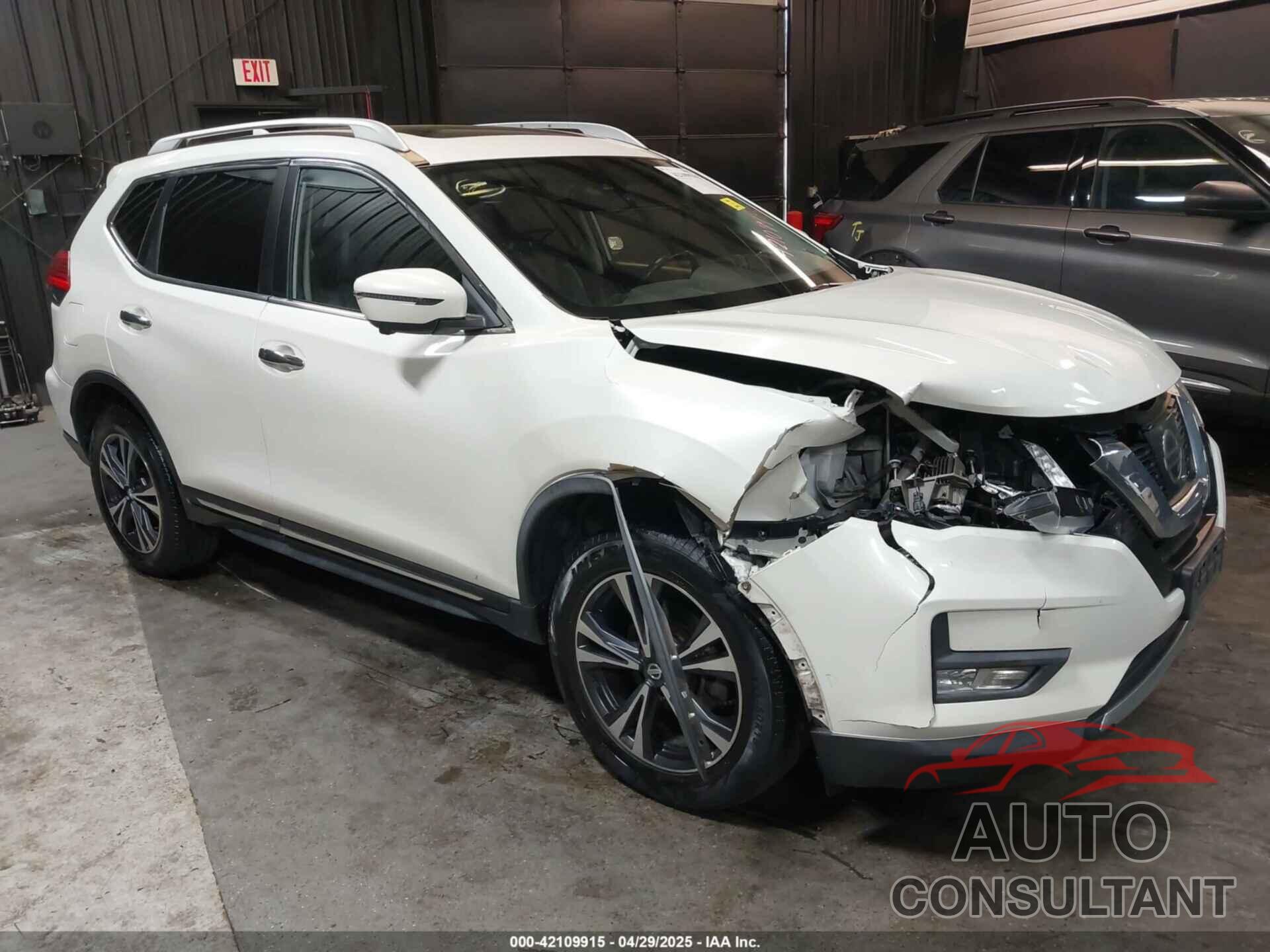 NISSAN ROGUE 2017 - JN8AT2MV6HW272062