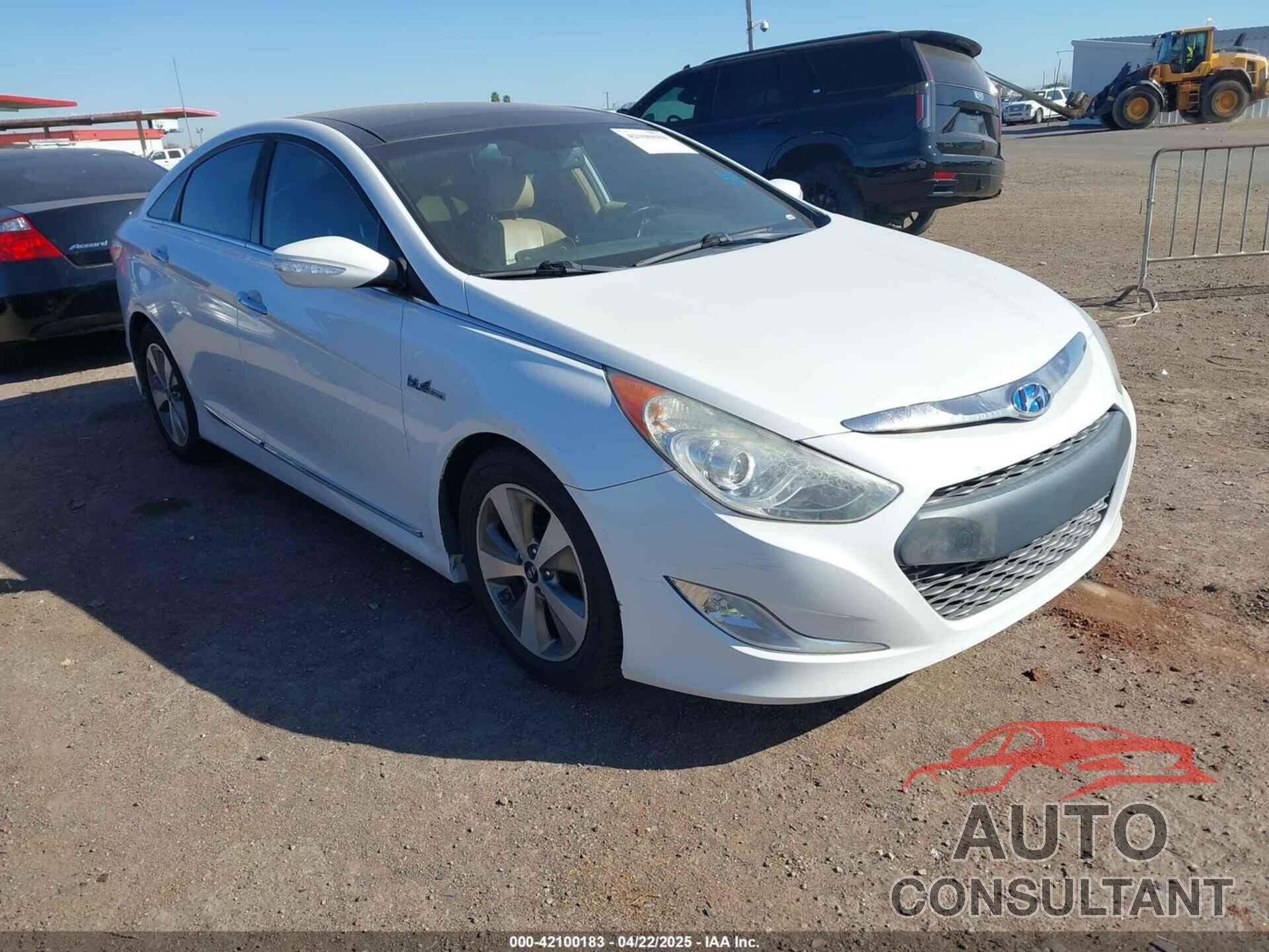 HYUNDAI SONATA HYBRID 2012 - KMHEC4A41CA054925