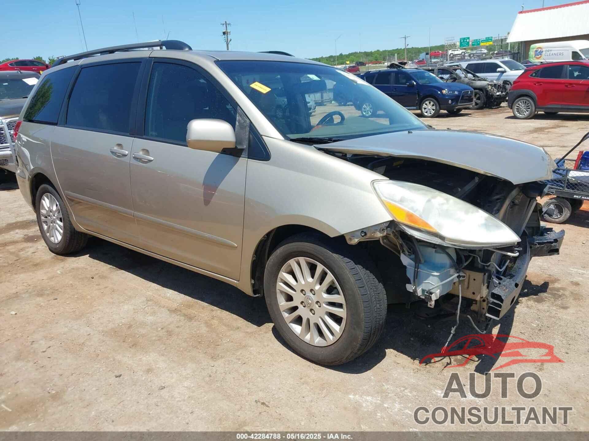 TOYOTA SIENNA 2010 - 5TDYK4CC3AS331874