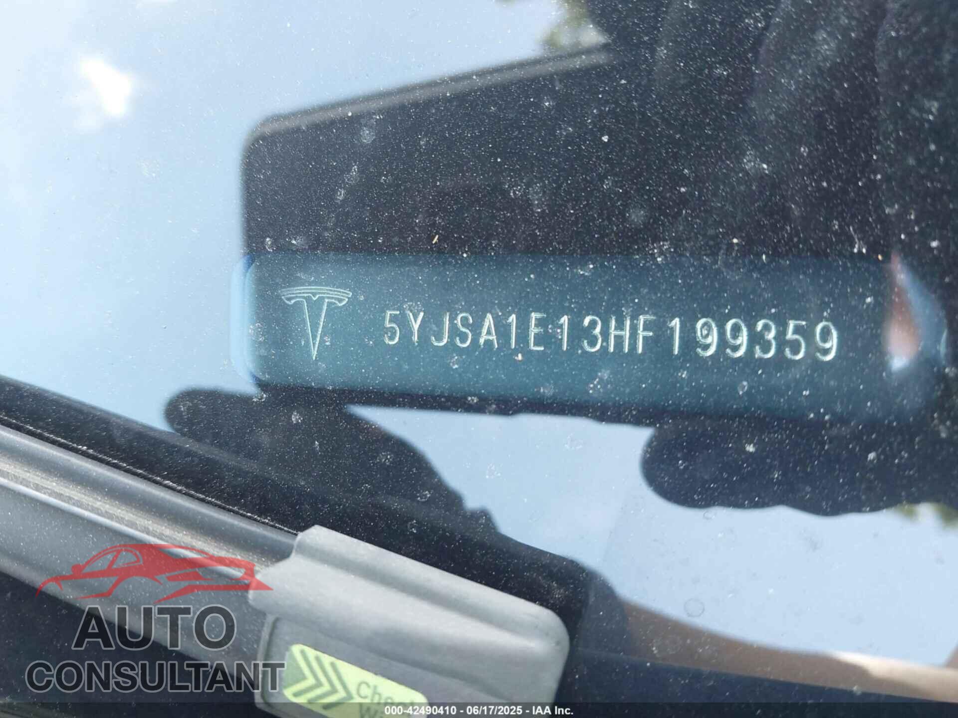 TESLA MODEL S 2017 - 5YJSA1E13HF199359