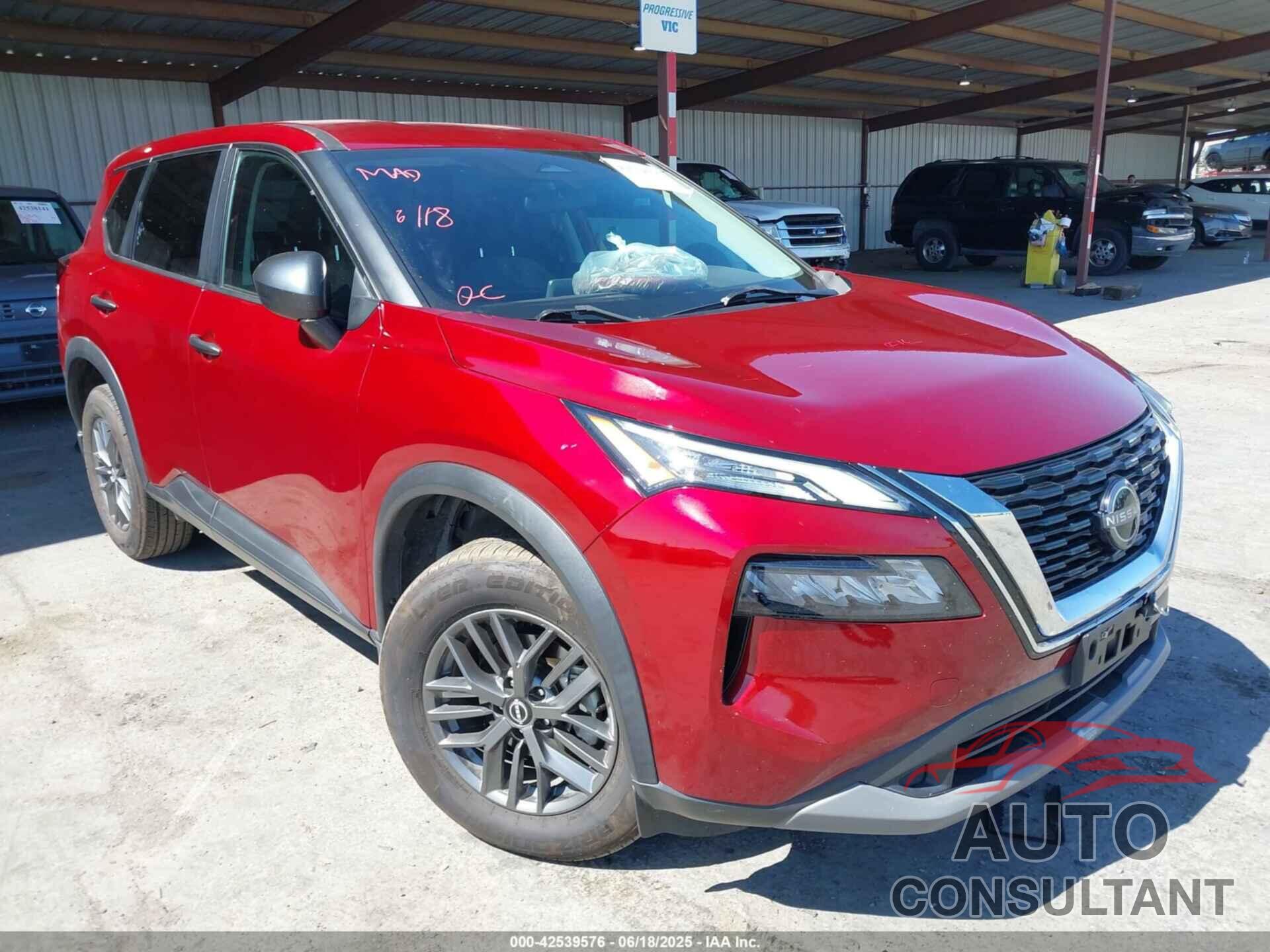 NISSAN ROGUE 2022 - 5N1BT3AA8NC673628