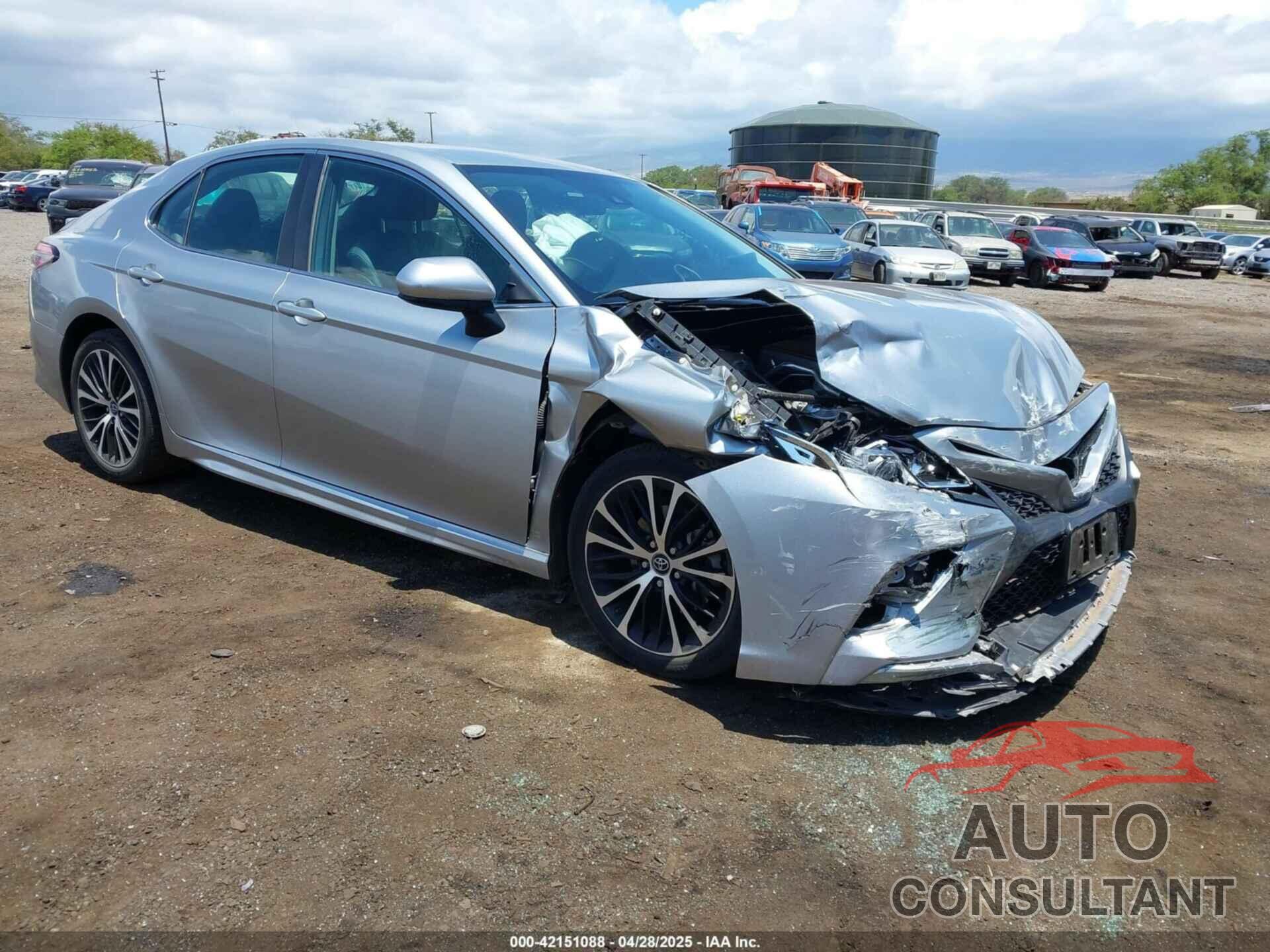 TOYOTA CAMRY 2019 - 4T1B11HK2KU194555