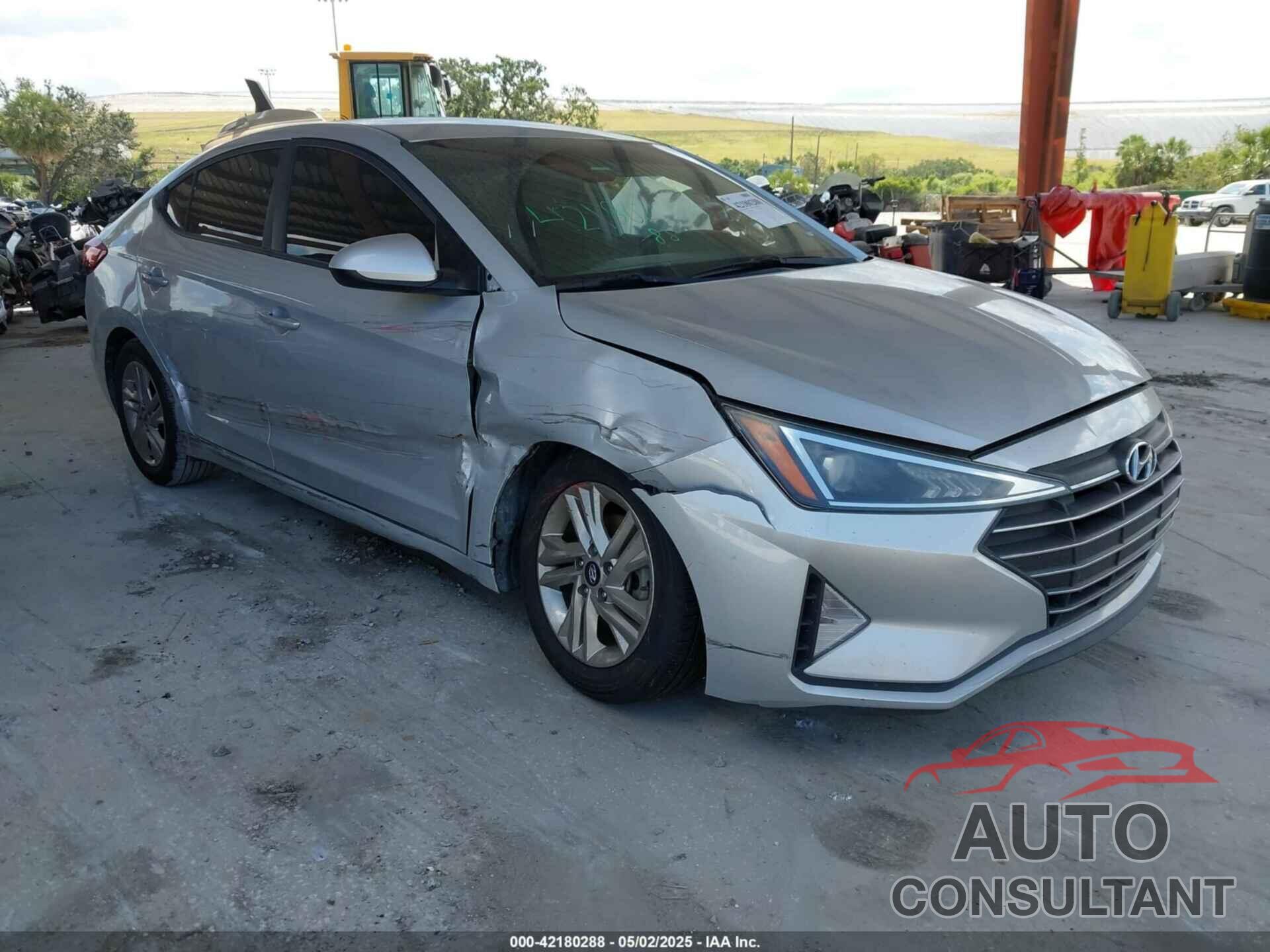 HYUNDAI ELANTRA 2020 - 5NPD84LF5LH512958