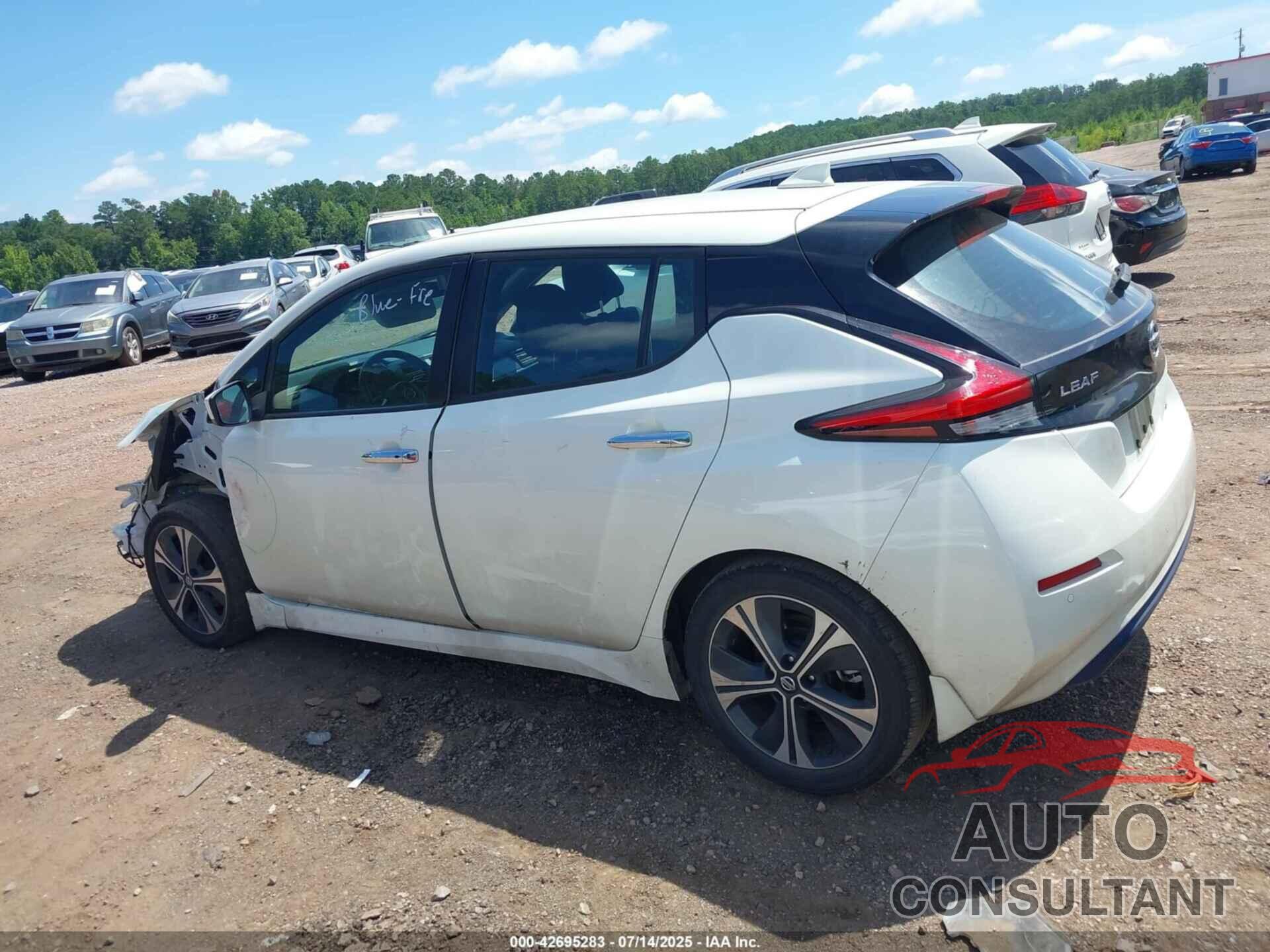 NISSAN LEAF 2022 - 1N4AZ1CVXNC550826
