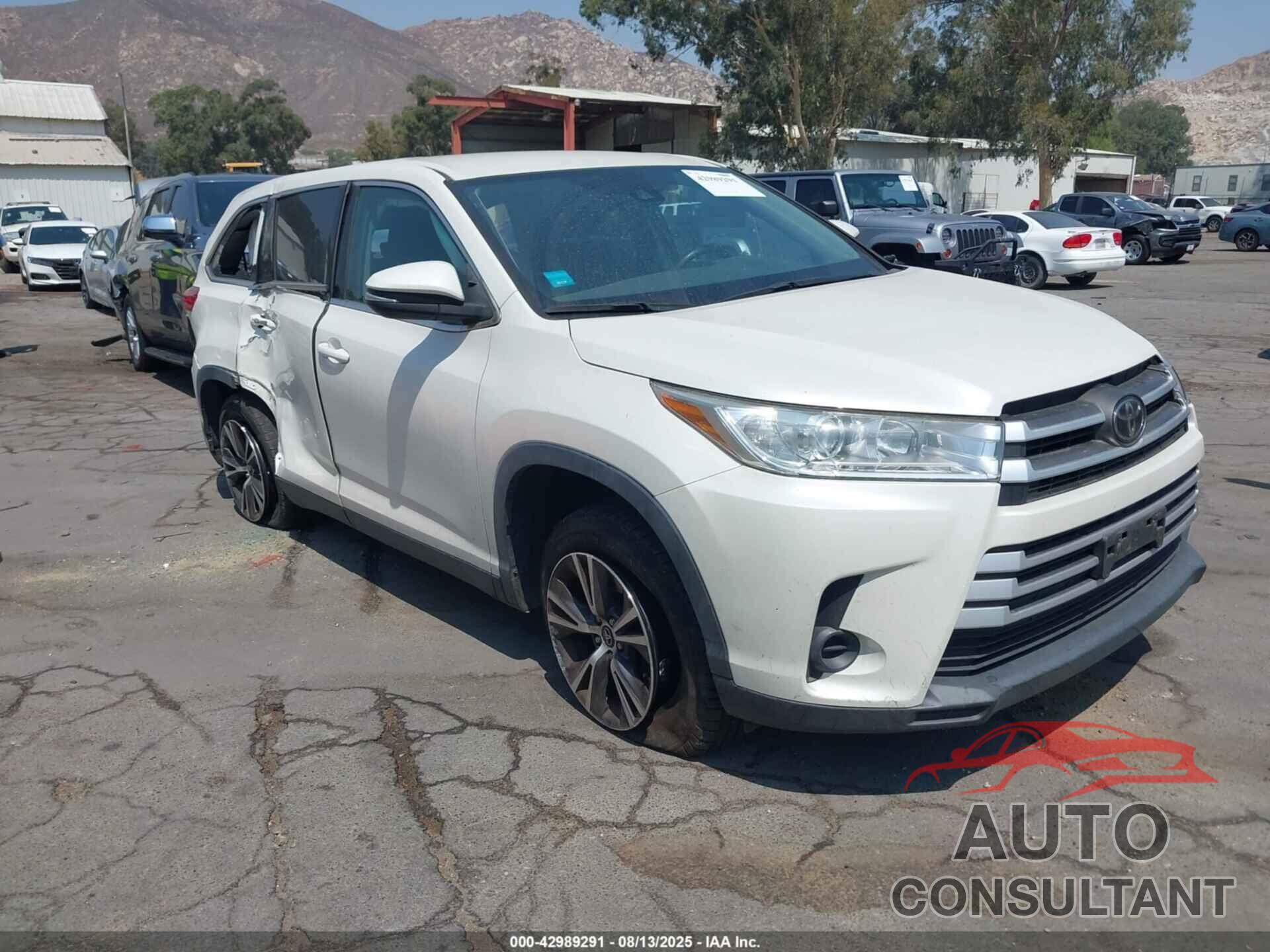 TOYOTA HIGHLANDER 2019 - 5TDZZRFH8KS293239