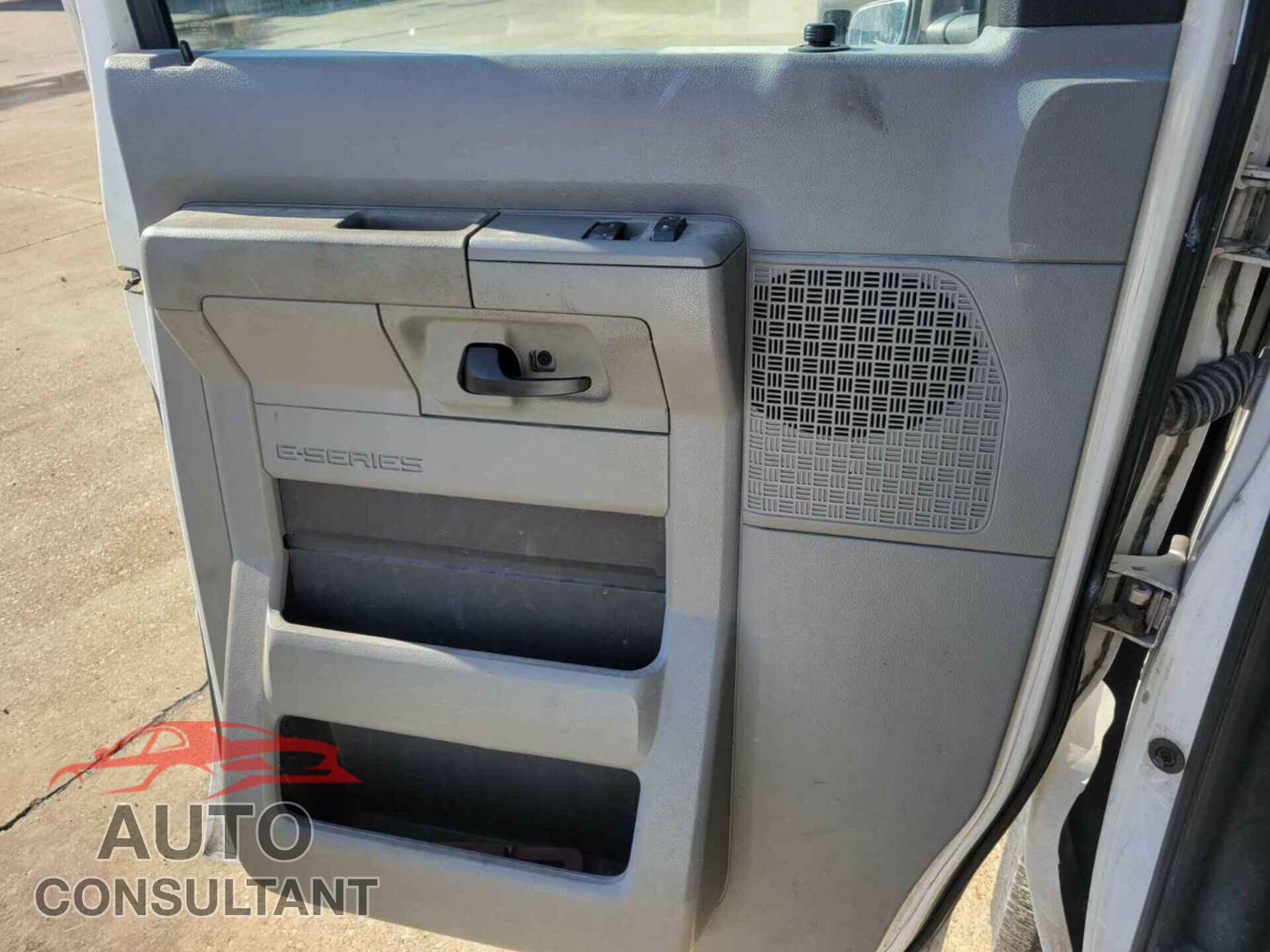 FORD ECONOLINE 2012 - 1FTNE2EW3CDB07010