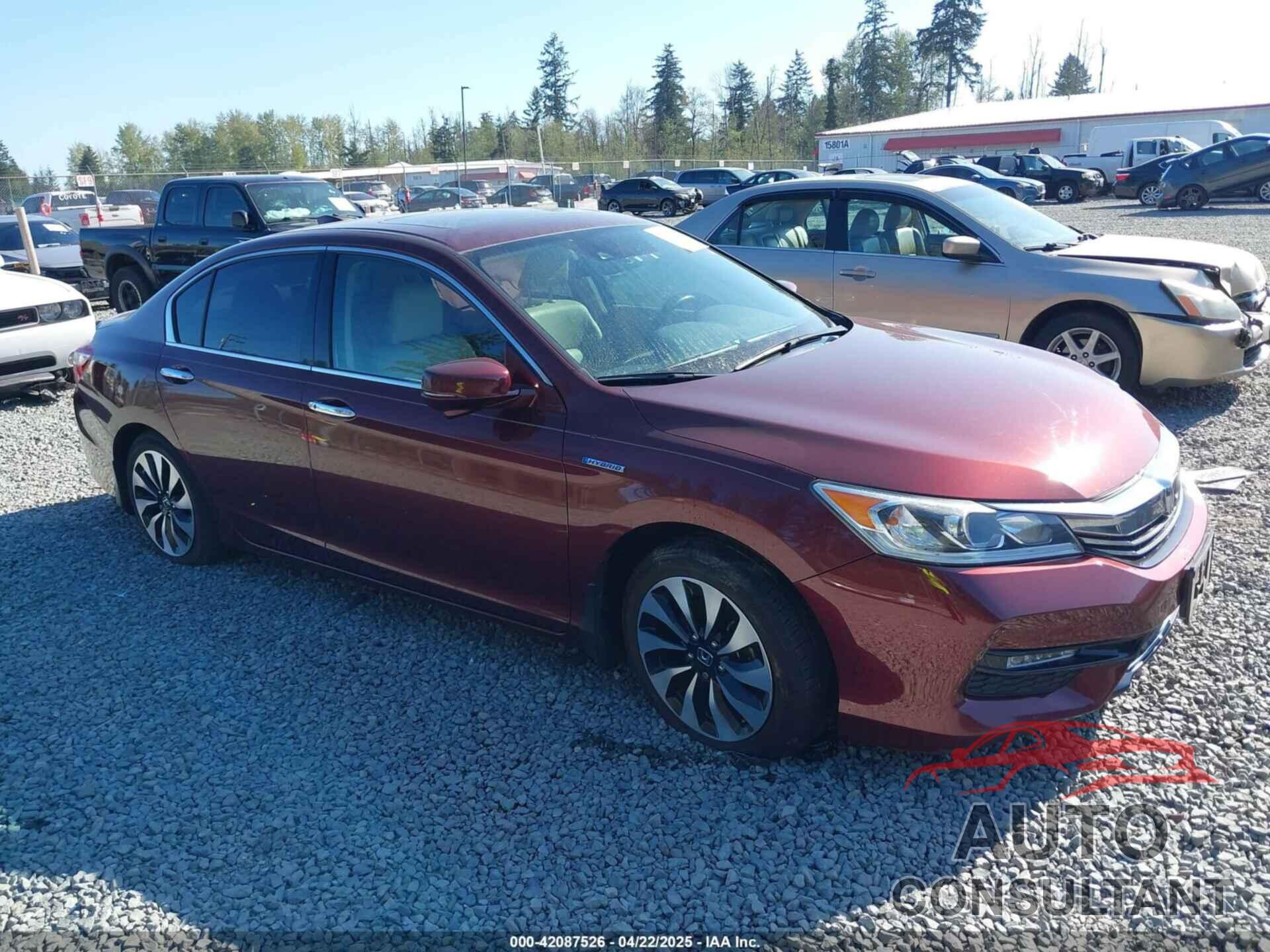 HONDA ACCORD HYBRID 2017 - JHMCR6F58HC012219