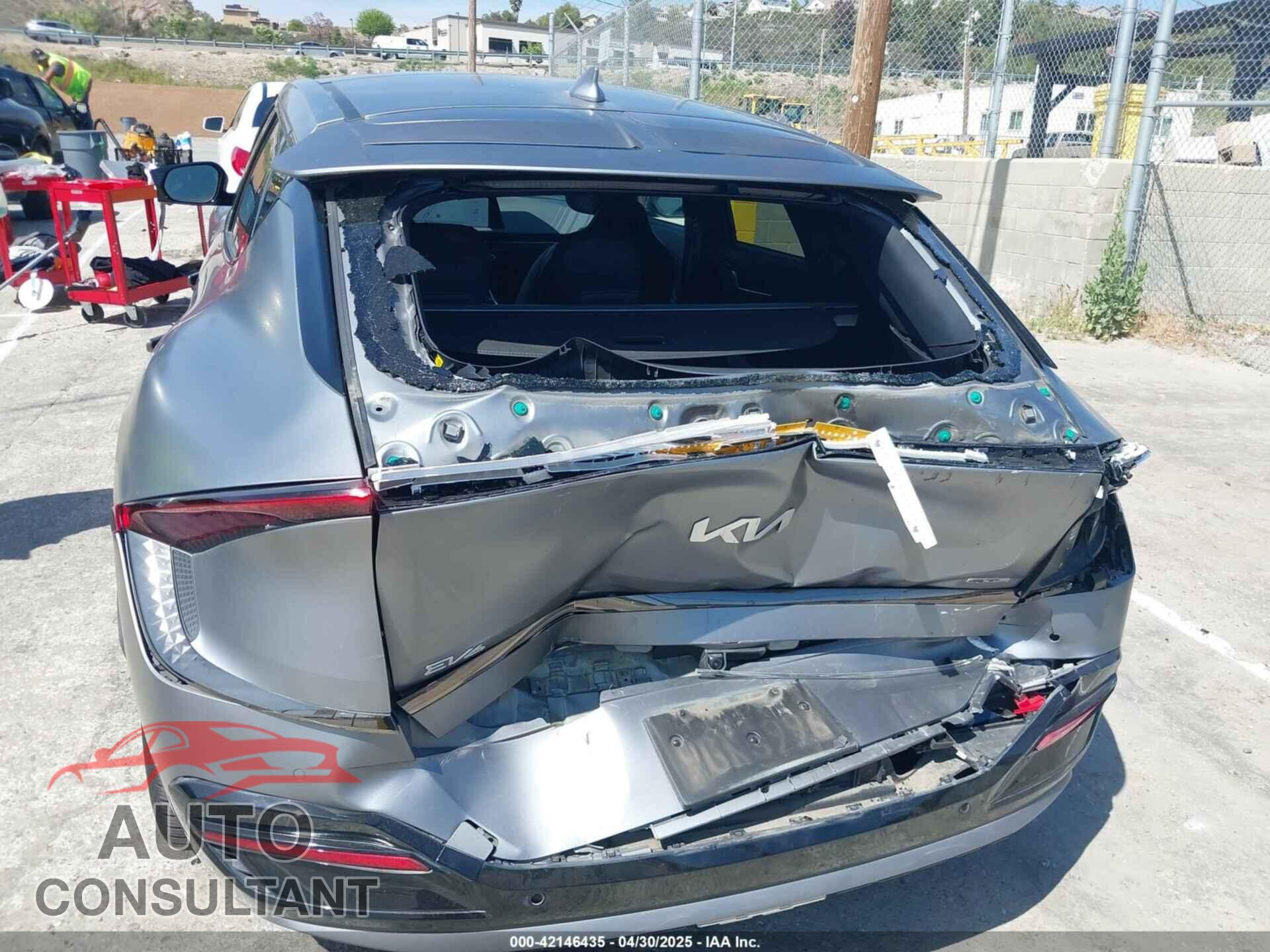 KIA EV6 2023 - KNDC44LA6P5118533