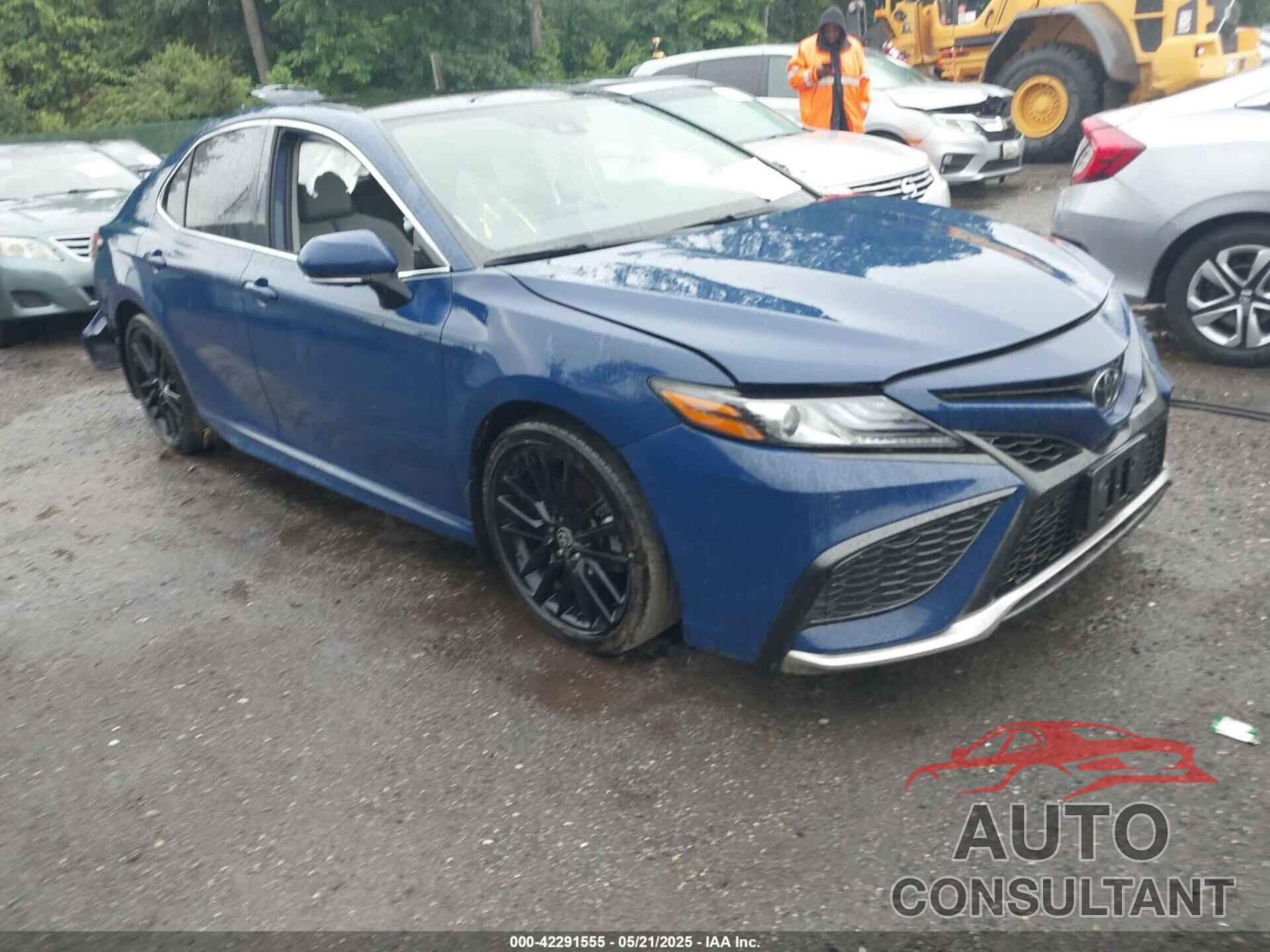 TOYOTA CAMRY 2024 - 4T1KZ1AK1RU103711