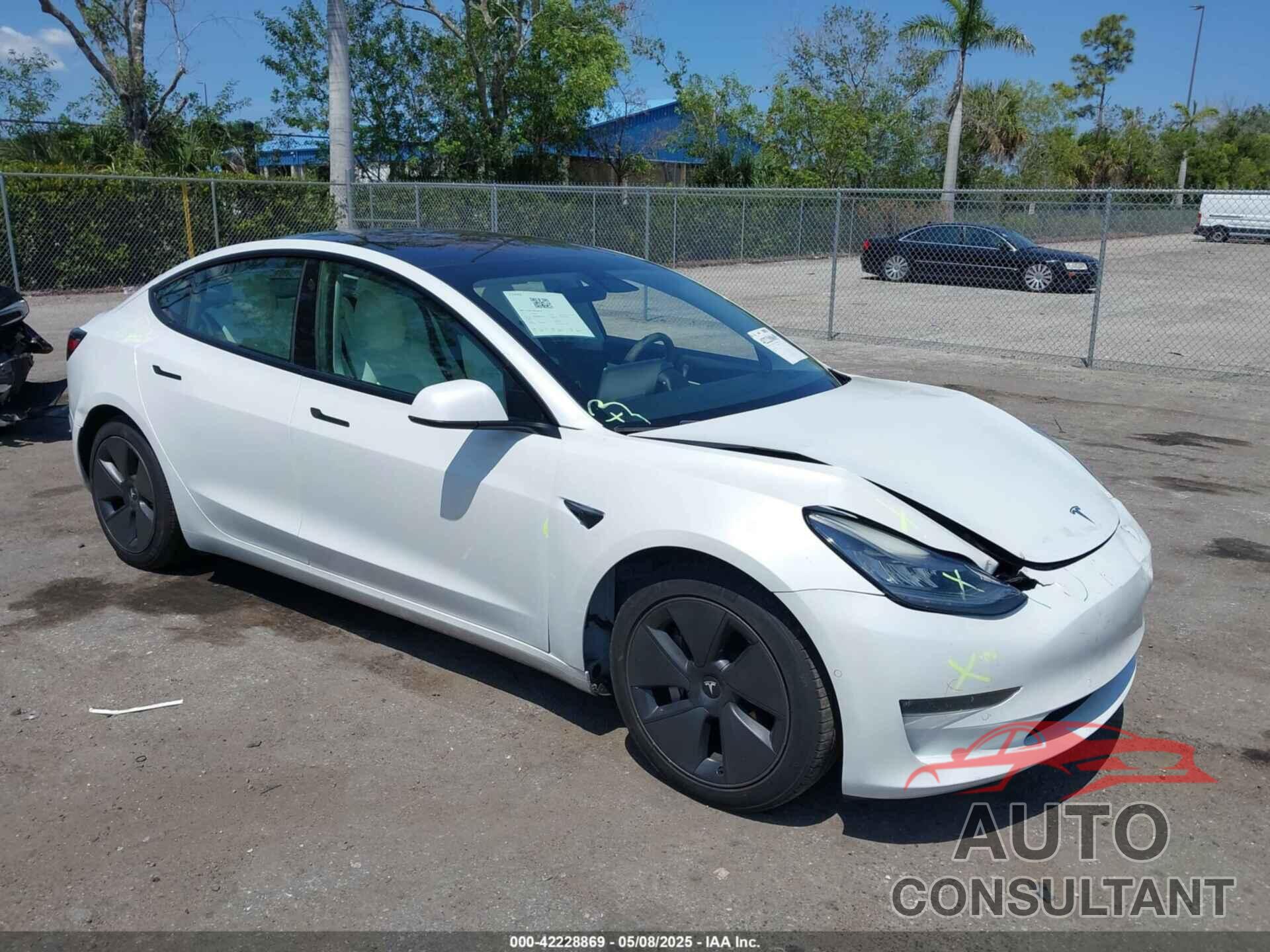 TESLA MODEL 3 2021 - 5YJ3E1EB5MF847912