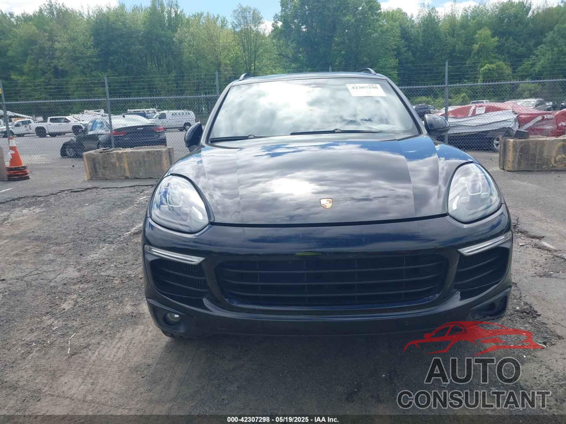 PORSCHE CAYENNE 2017 - WP1AB2A22HLA51972