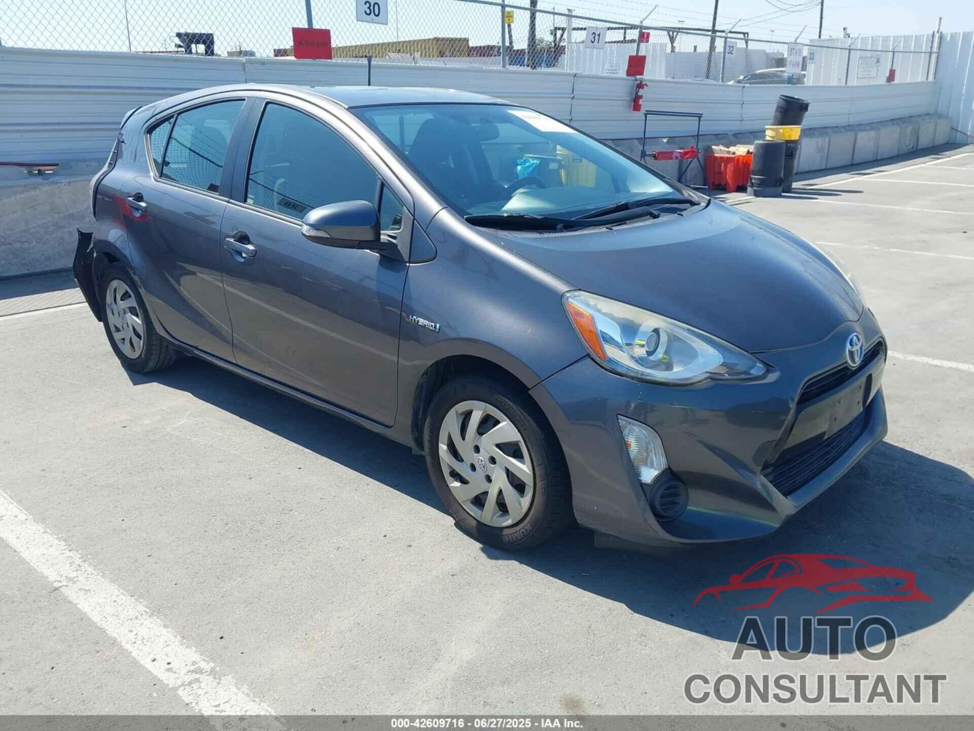 TOYOTA PRIUS C 2015 - JTDKDTB31F1090915
